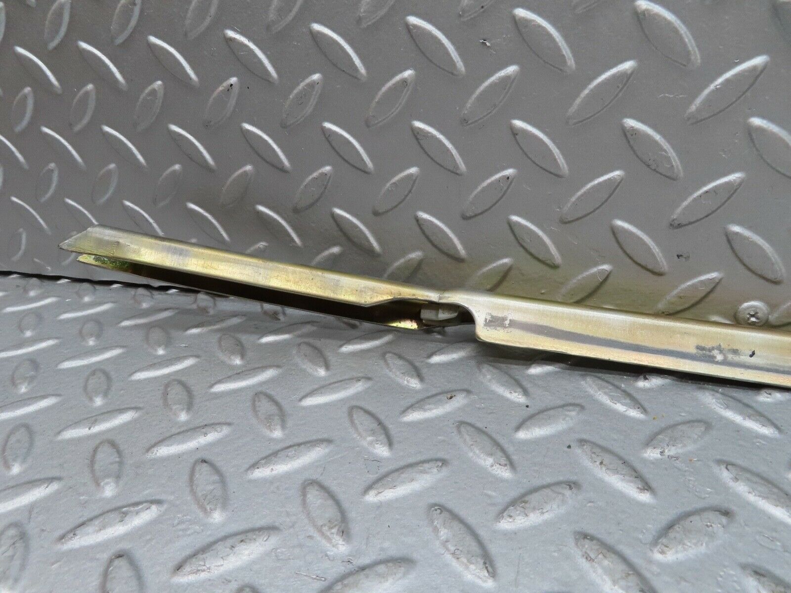 17159 Mercedes-Benz R129 300SL Coupe Left Door Front Window Channel