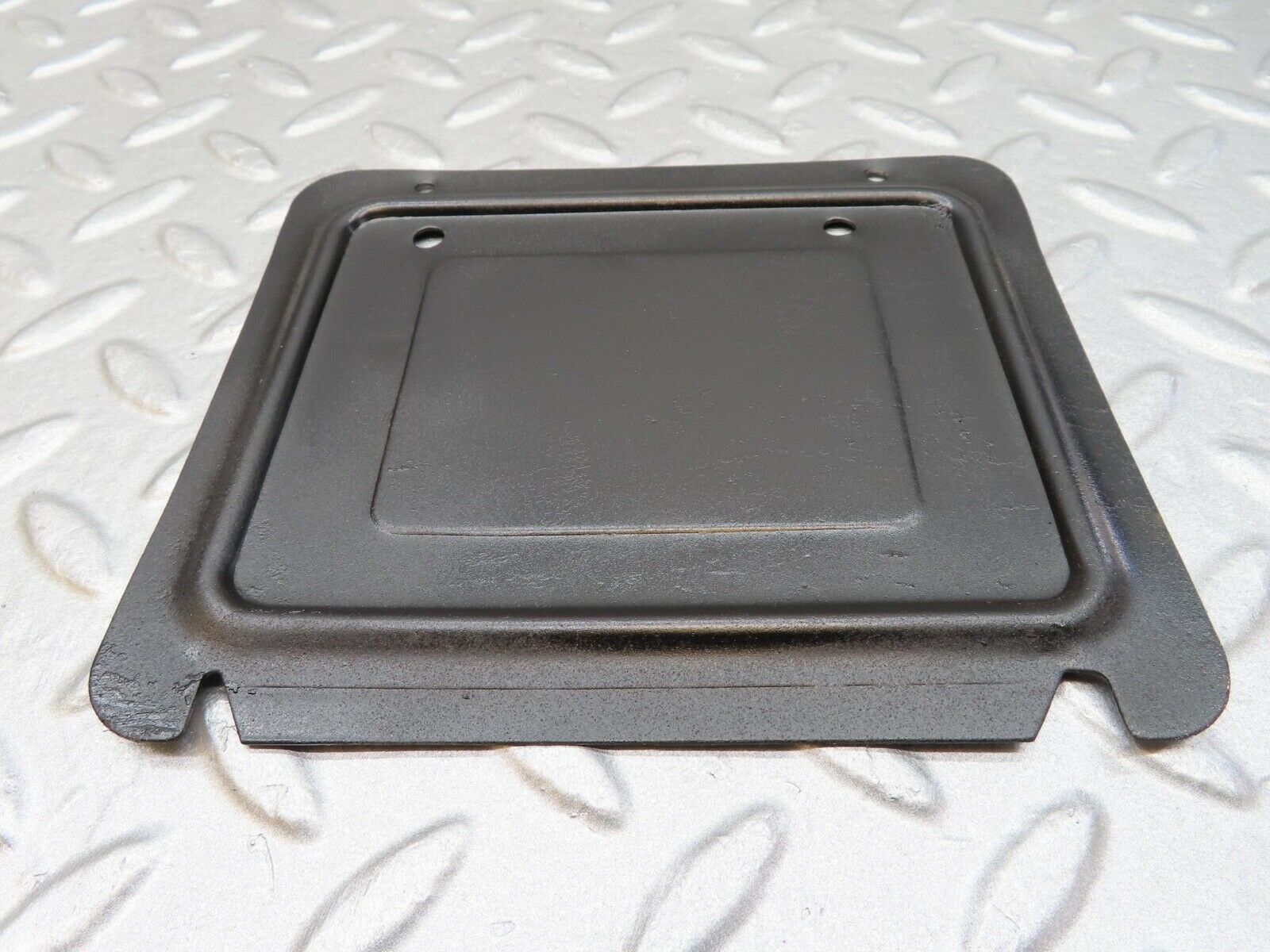 13981 Mercedes-Benz C107 280SLC Trunk Boot Access Panels