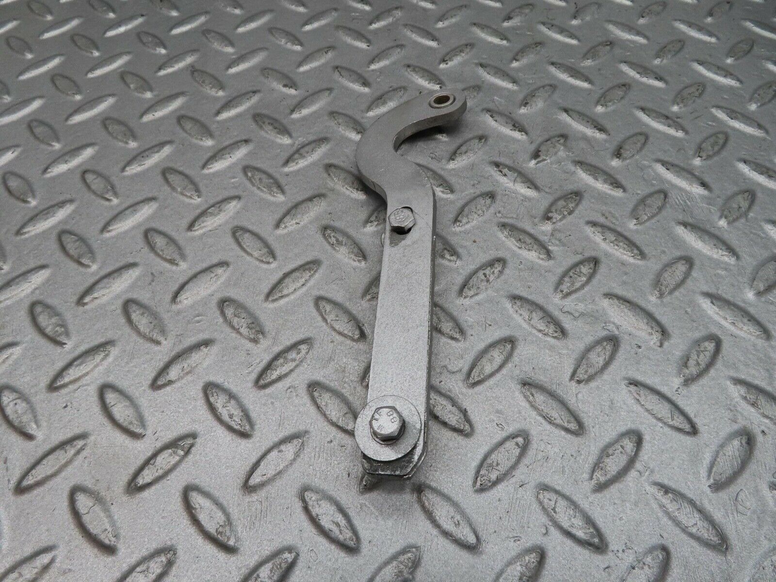 12289 Mercedes-Benz W108 280SE 3.5 Bonnet Hinge Support Right Side