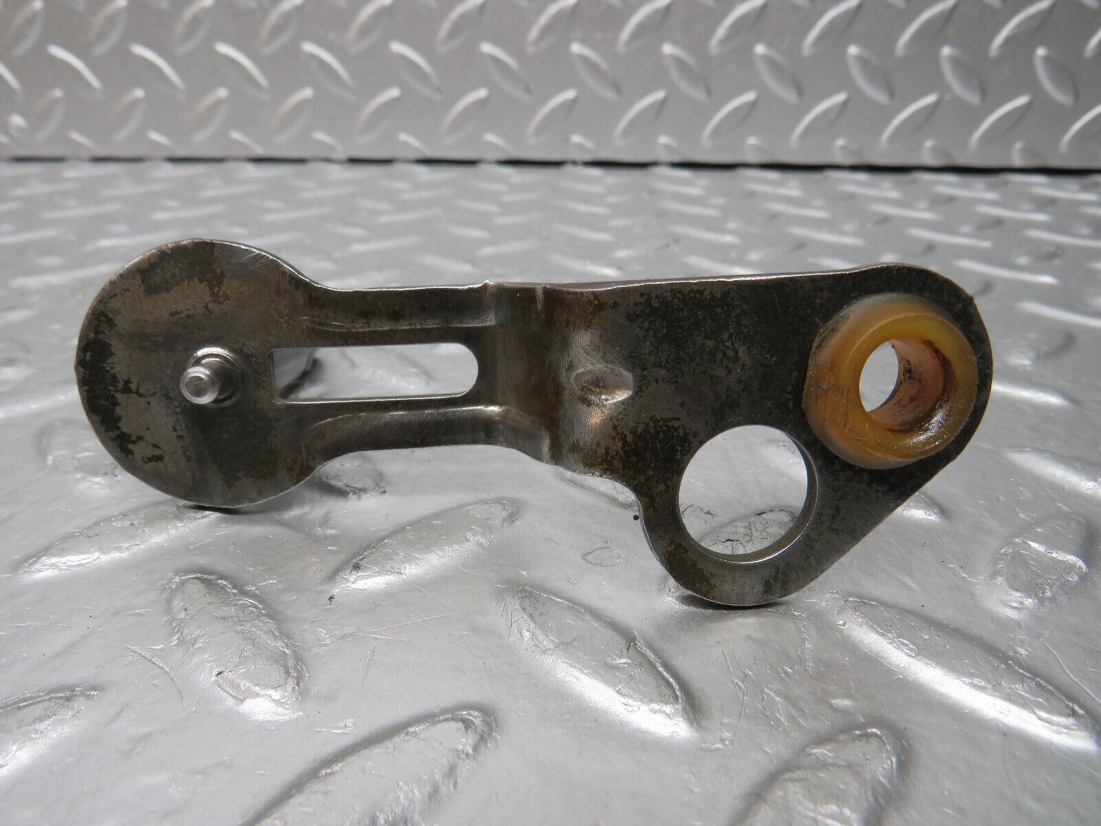 30952 Mercedes-Benz W124 230E Automatic Gearbox Linkage 722.408