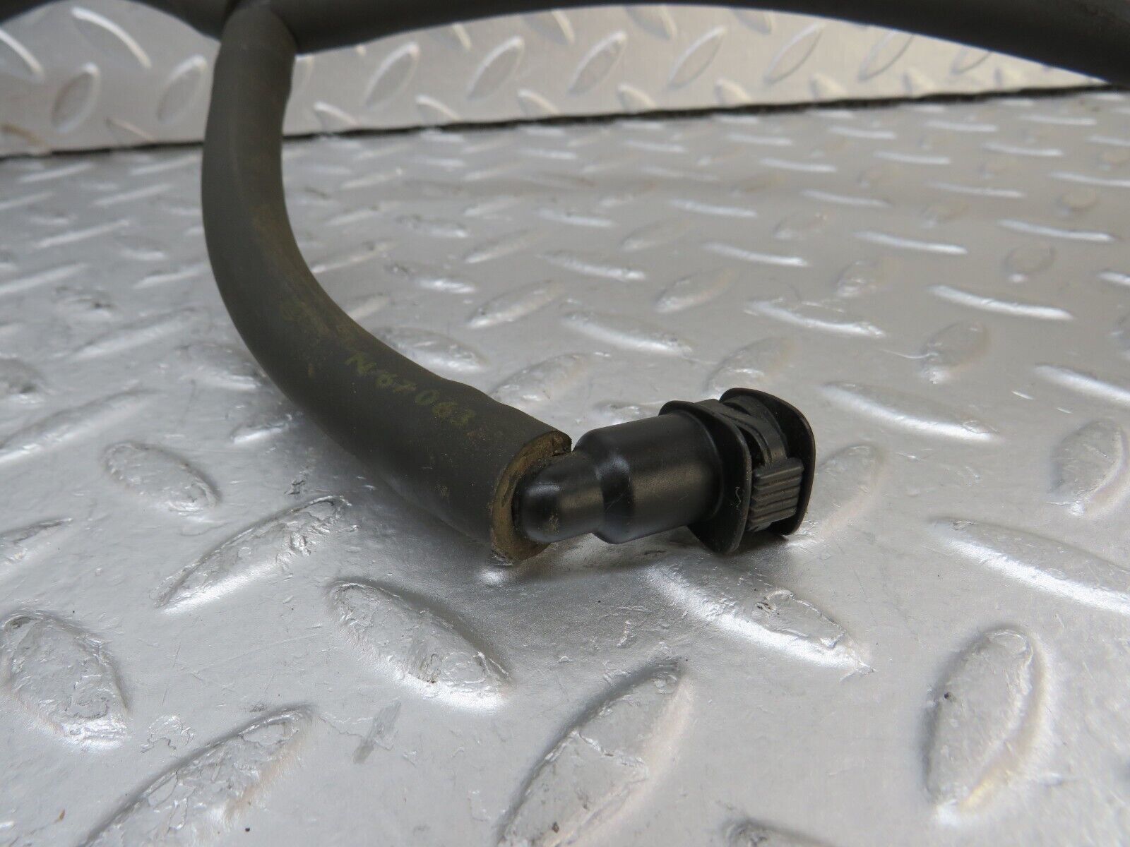 35053 Mercedes-Benz W210 320E Headlight Washer Hose Pipe