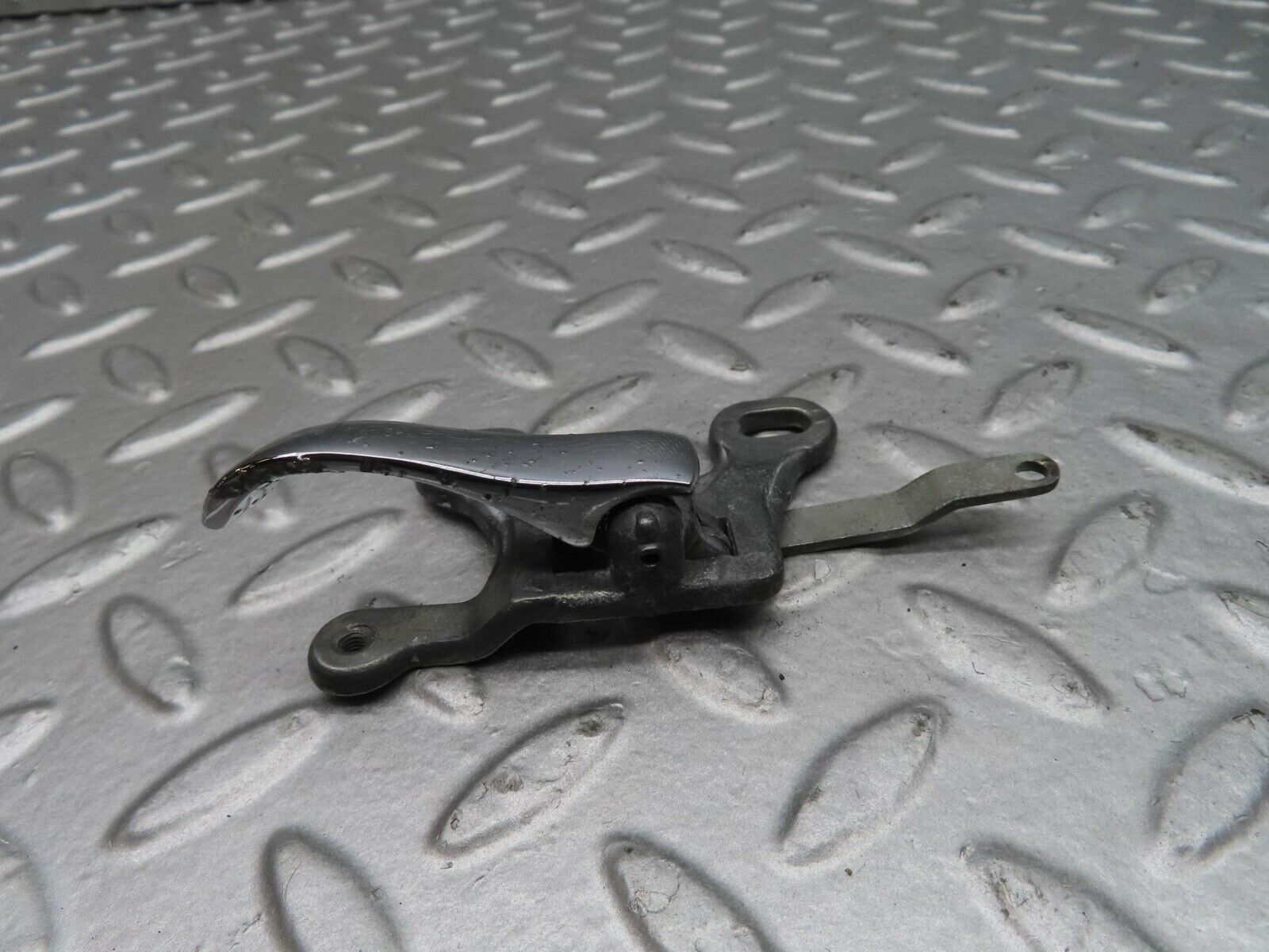 14843 Mercedes-Benz W111 Coupe Left Interior Chrome Door Handle