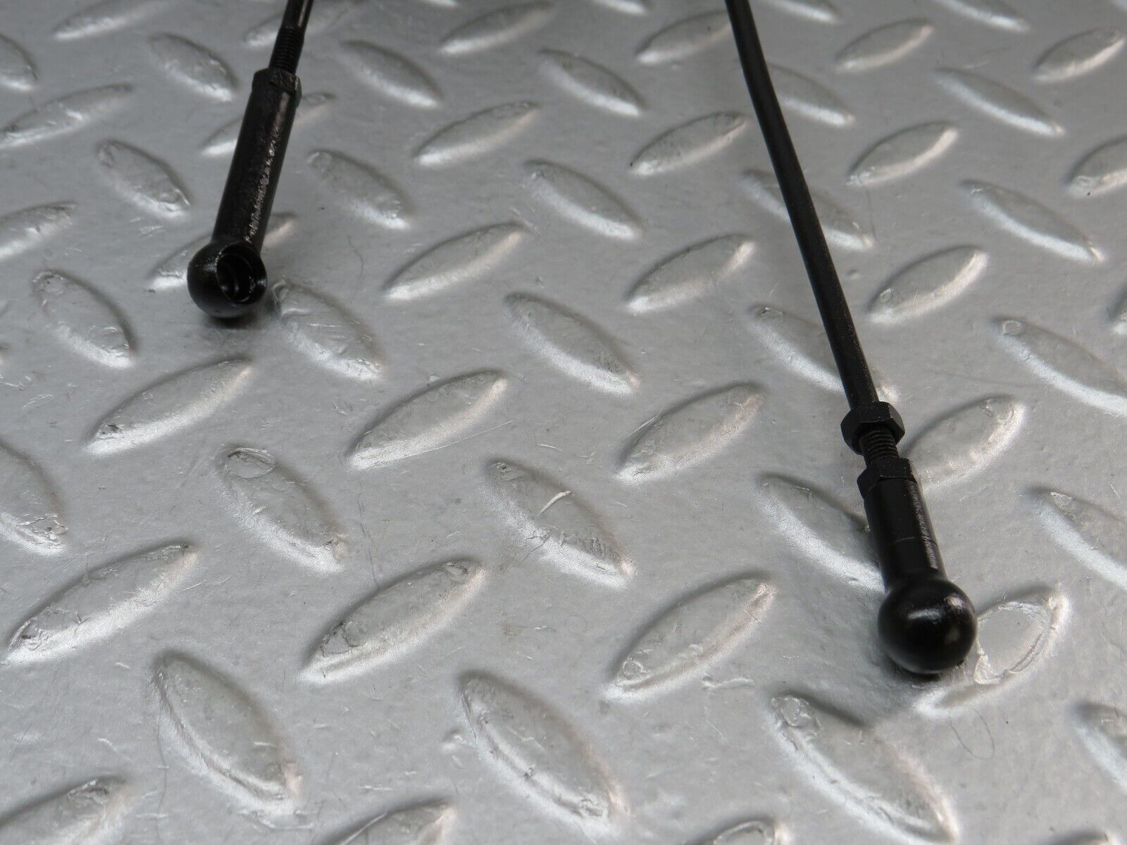 36361 Mercedes-Benz W126 420SE Accelerator Throttle Linkage