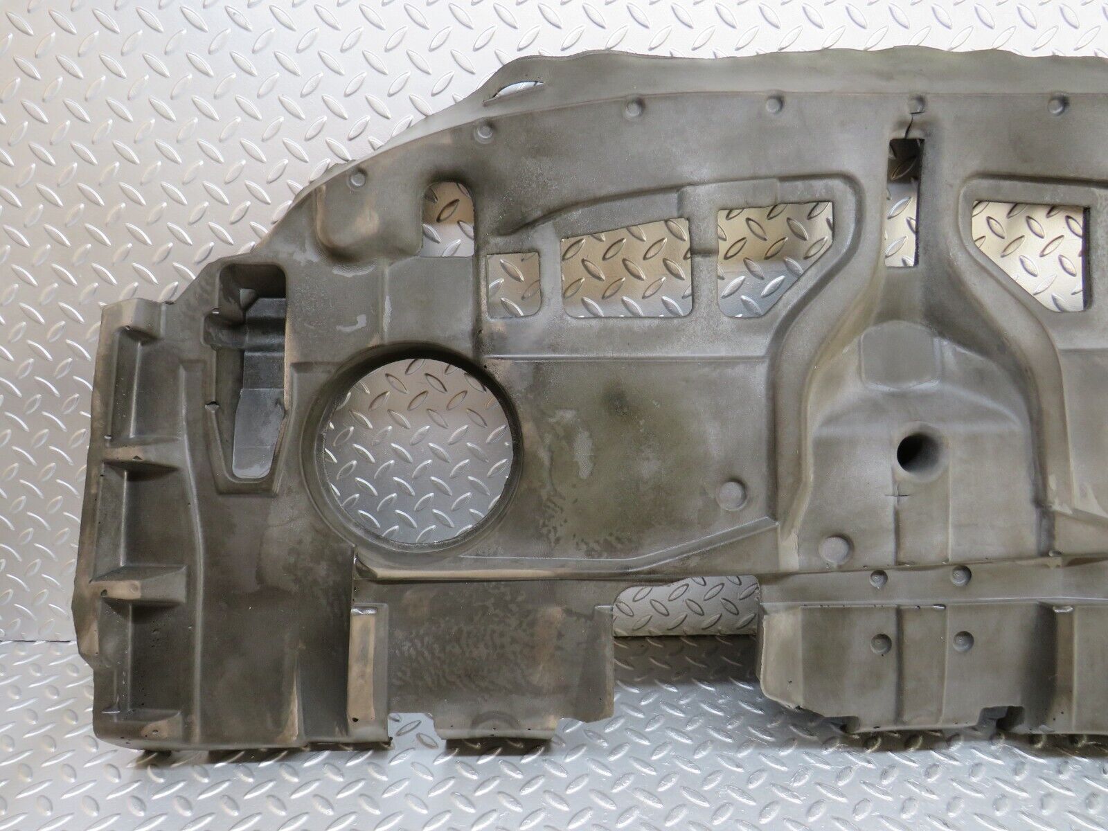 35054 Mercedes-Benz W210 320E Parcel Shelf Insulation 2106822010