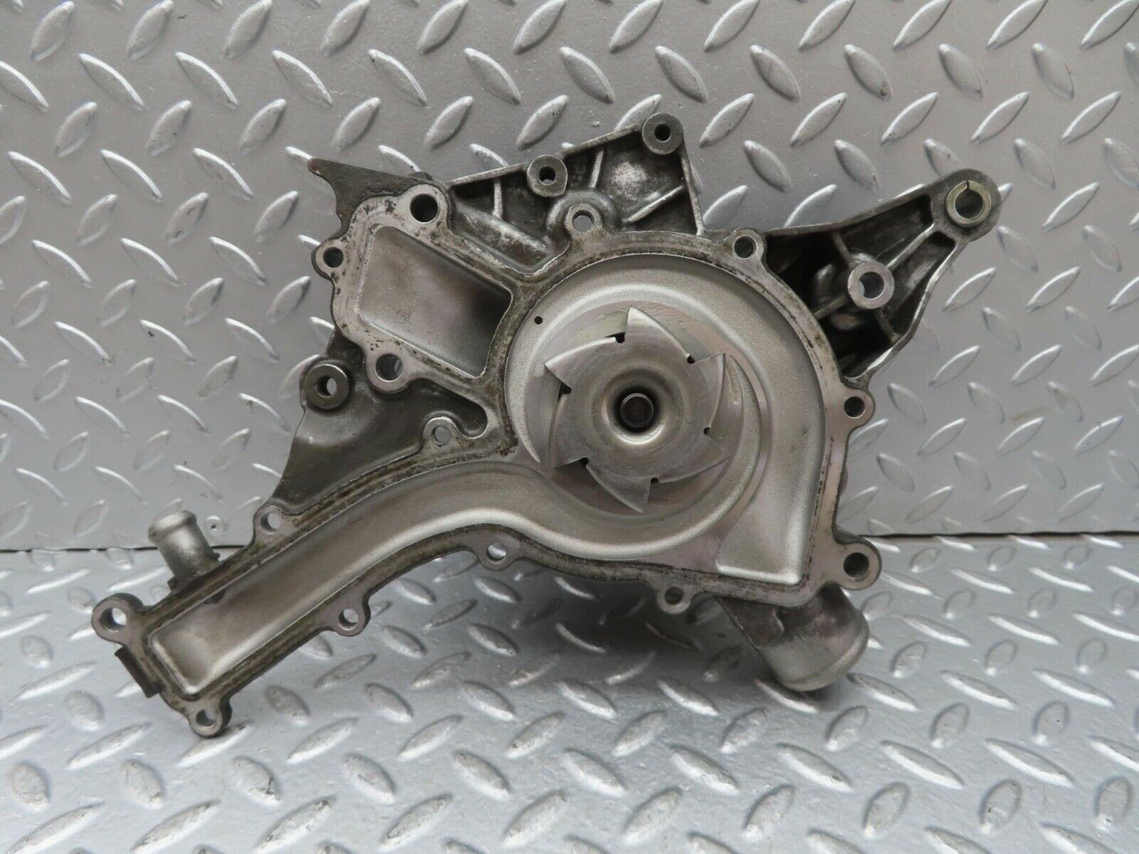 13401 Mercedes-Benz W220 S430 Water Pump With Pulley 1122010501