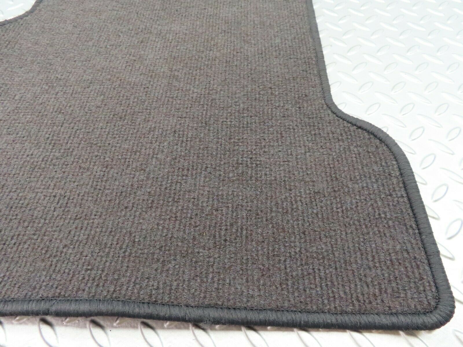 6654 Mercedes-Benz S124 E220 Wagon Front Left Passenger Side Floor Carpet