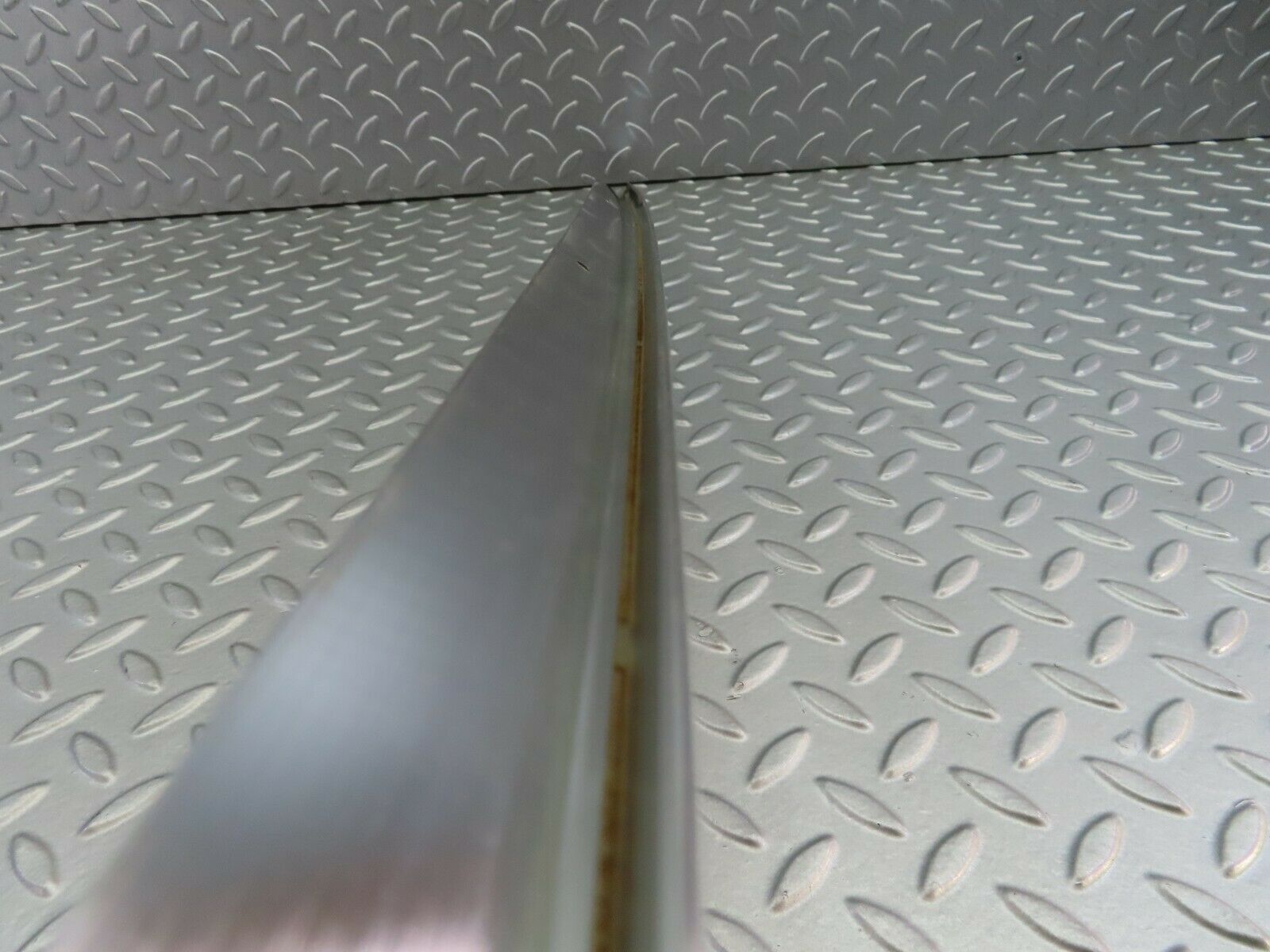 7439 Mercedes-Benz W116 450SE Roof Chrome Moulding Left Side