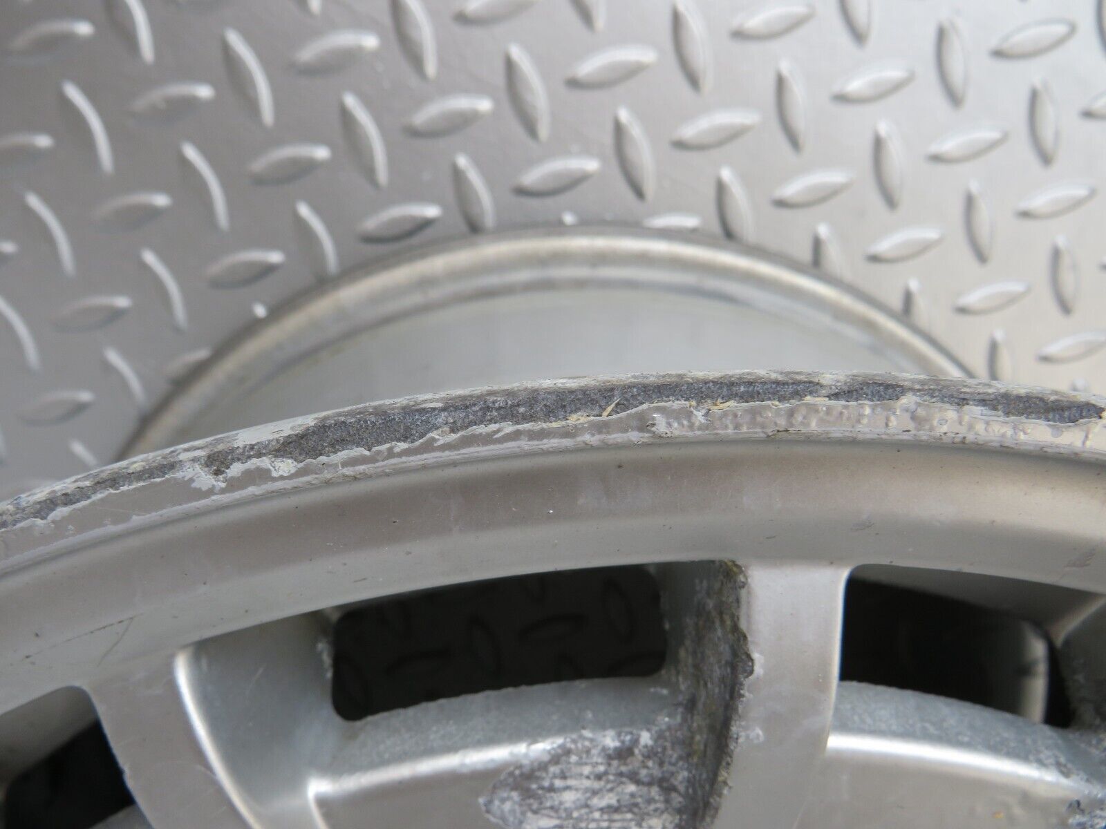 36918 Mercedes-Benz Alloy Wheel 6.5Jx15 H2 ET30