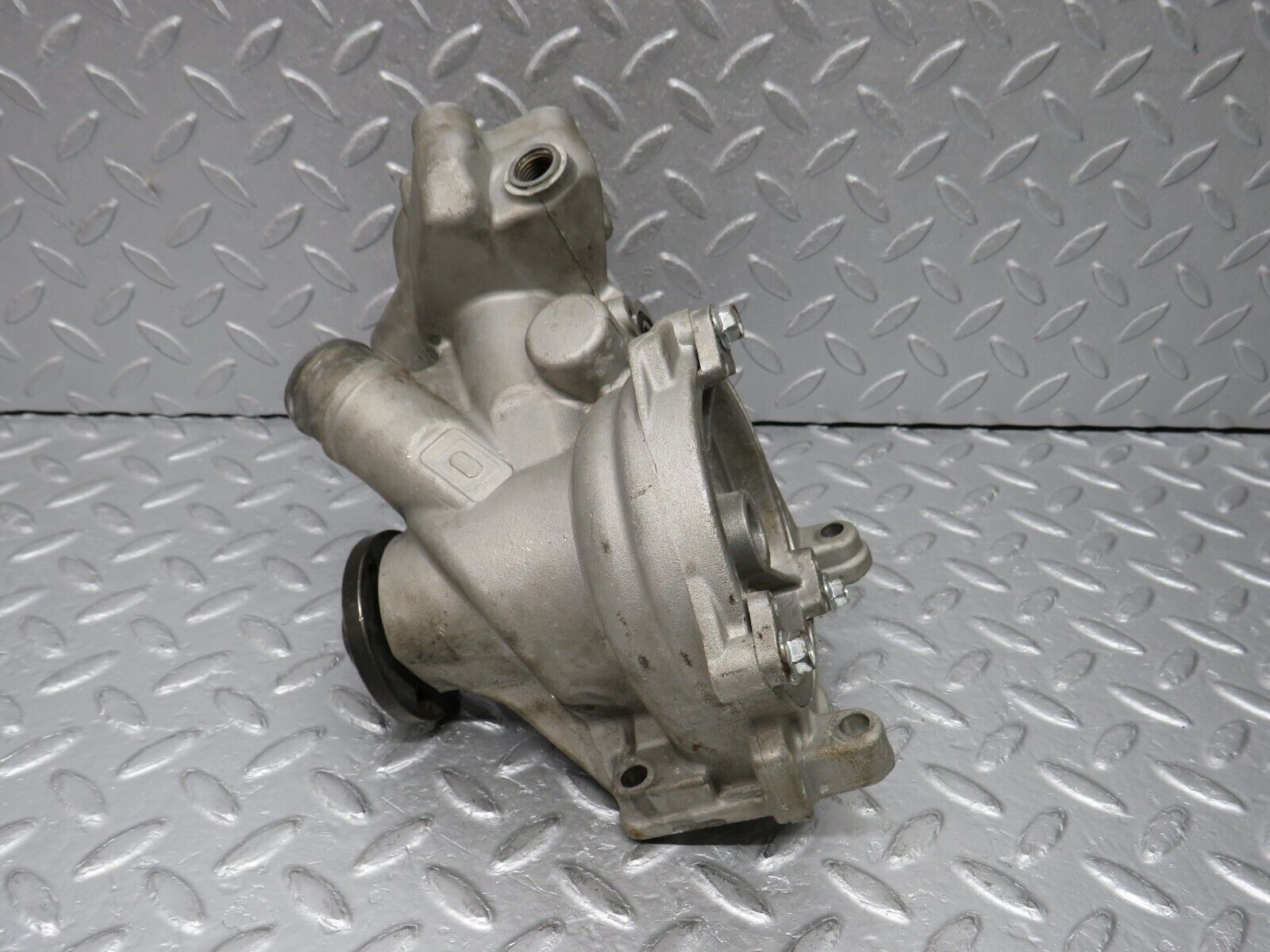 38554 Mercedes-Benz R129 280SL Coupe Water Pump