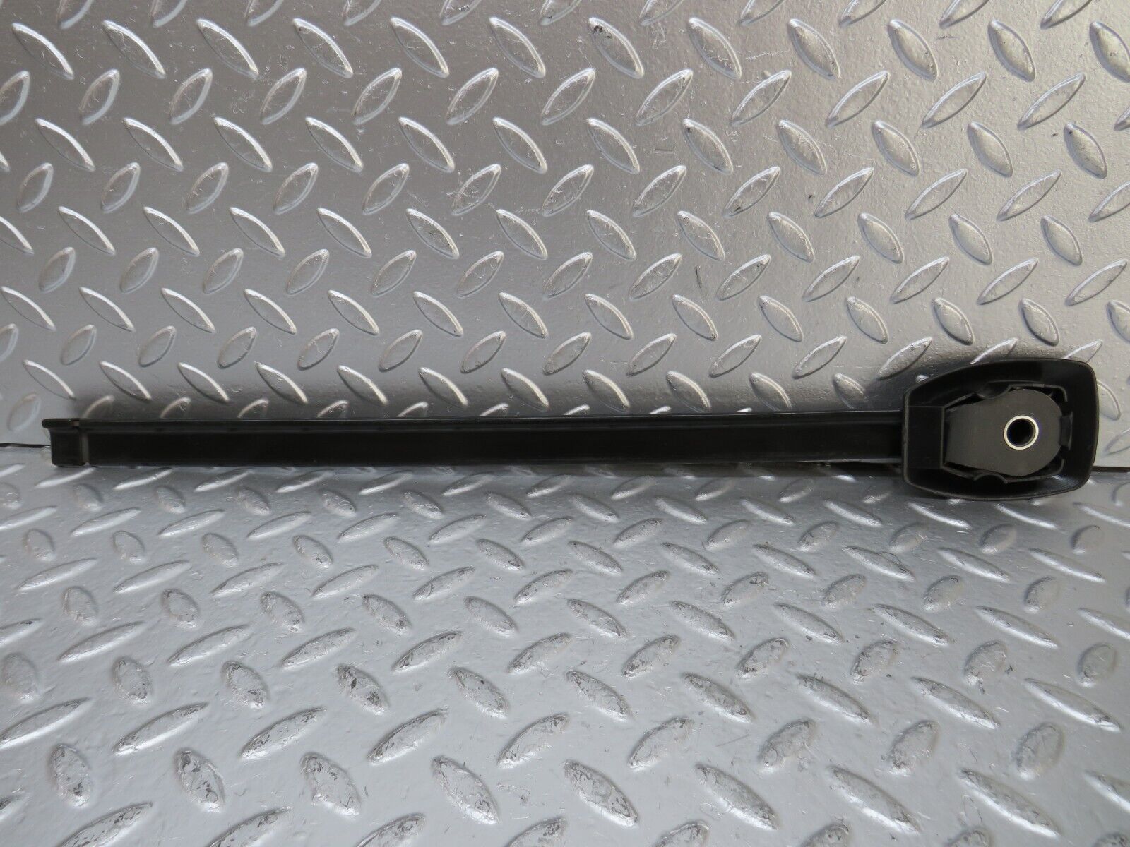 25774 Mercedes-Benz W124 280E Seat Belt Runner With Cover 1249193520