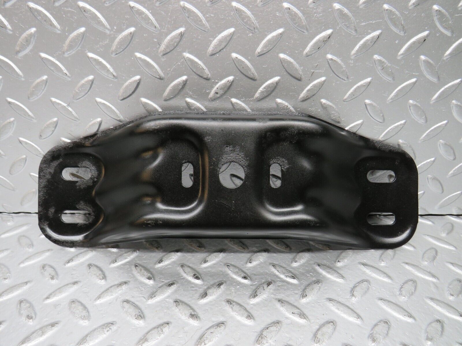 29951 Mercedes-Benz C124 320CE Coupe Gearbox Mount Bracket Holder