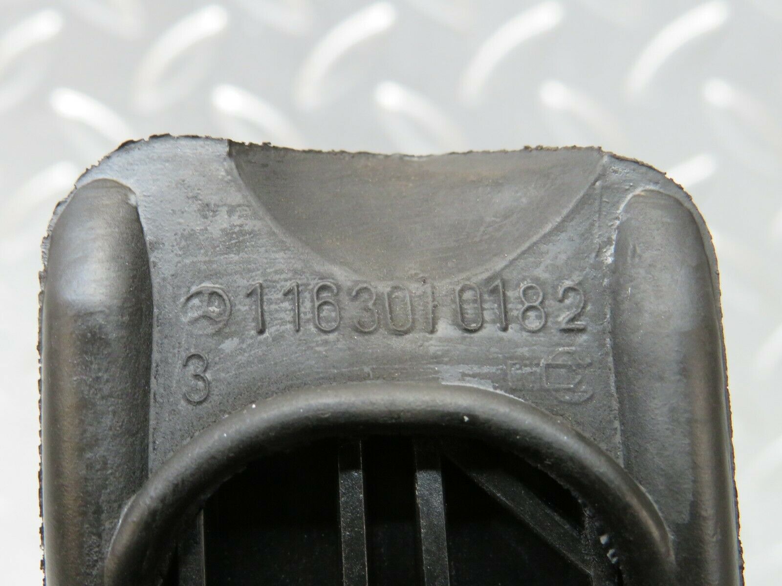 23358 Mercedes-Benz W116 350SE Accelerator Pedal With Rubber 1163010182