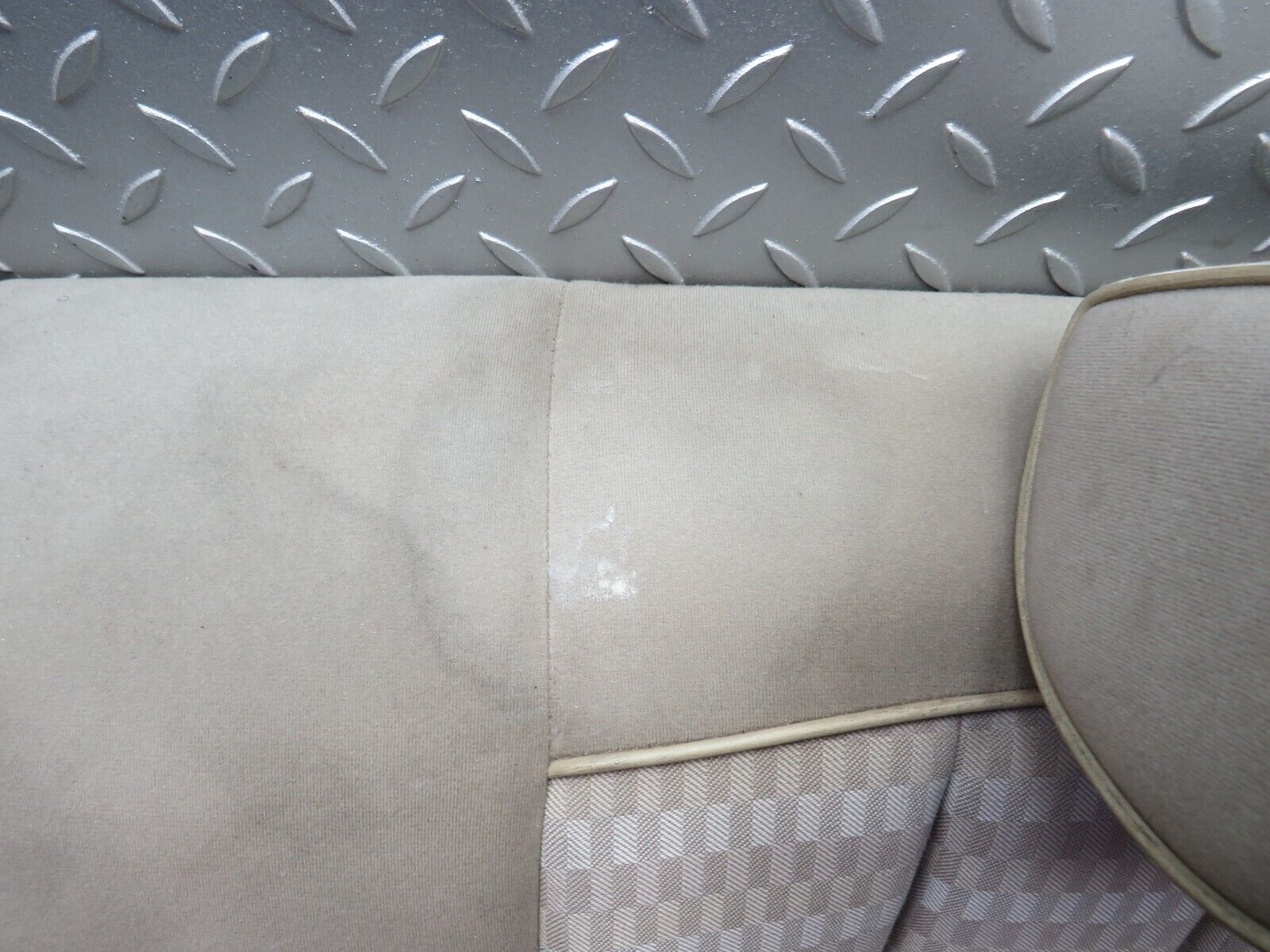 38813 Mercedes-Benz W201 190E 2.6L Rear Seat Beige