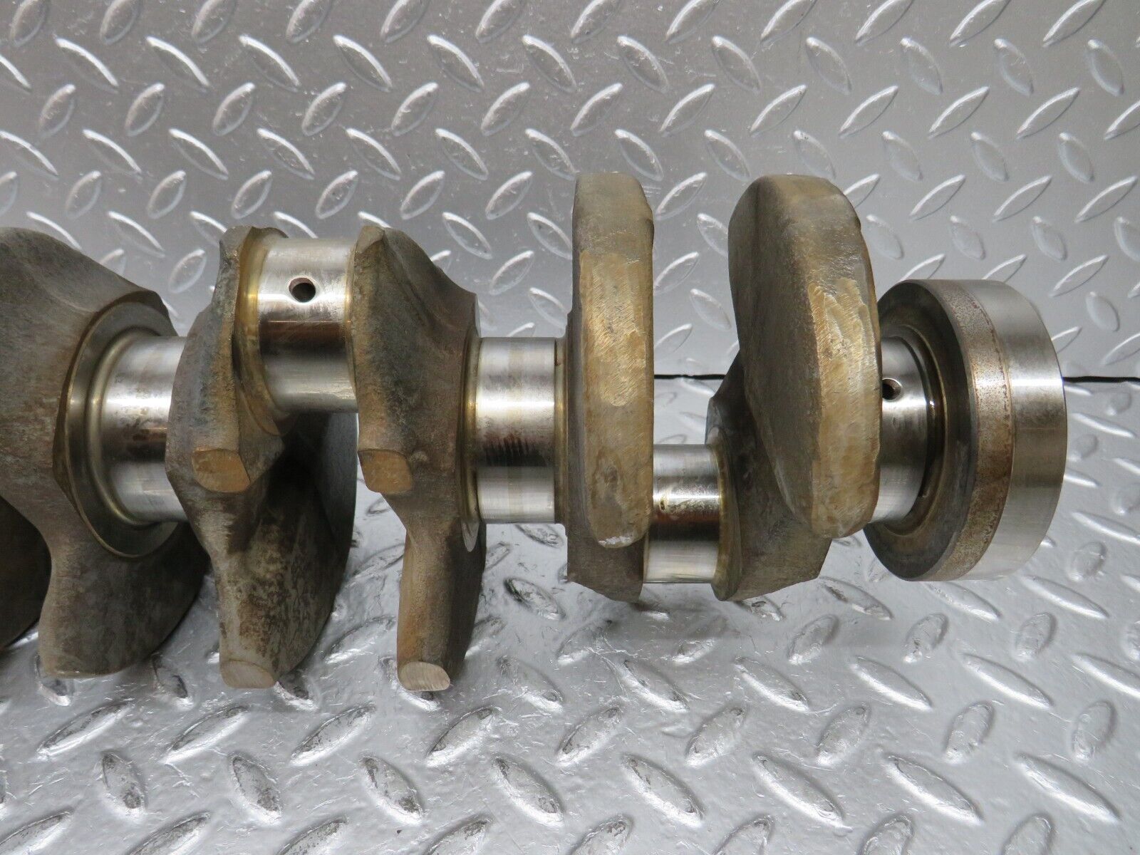 30893 Mercedes-Benz W201 190E 2.0L Crankshaft 1020310101