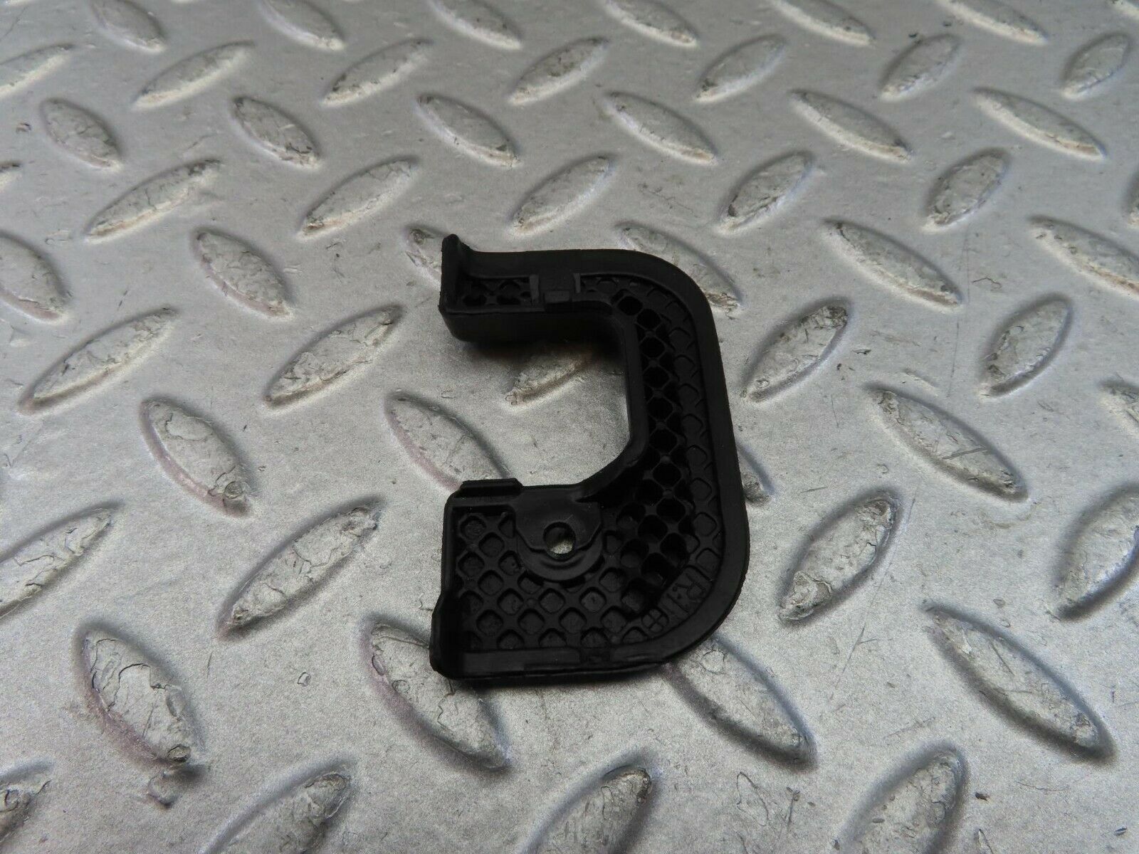 9518 Mercedes-Benz C124 300CE Coupe Right Interior Door Latch Trim