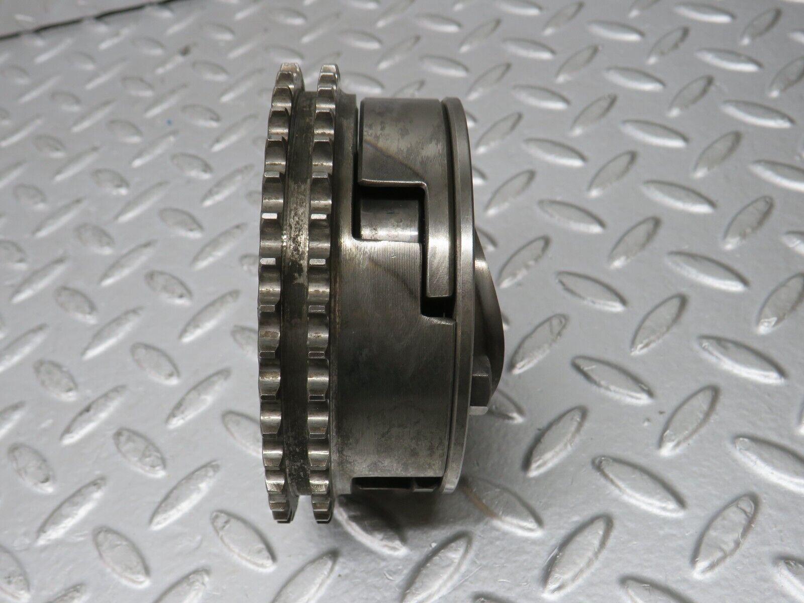 32913 Mercedes-Benz W123 300D Injection Pump Gear Sprocket