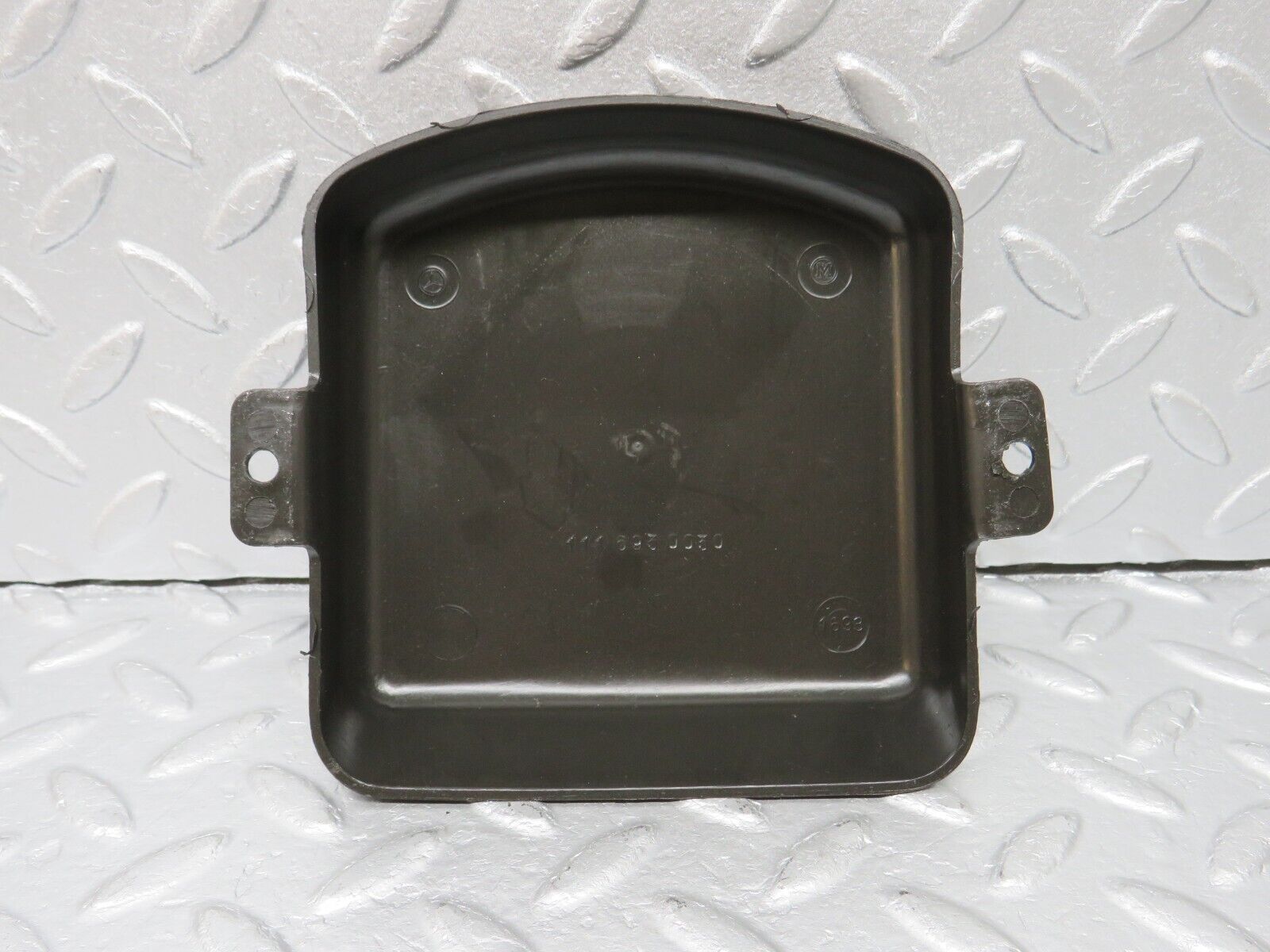 40326 Mercedes-Benz W110 230 Rear Axle Mount Cover 1116930030