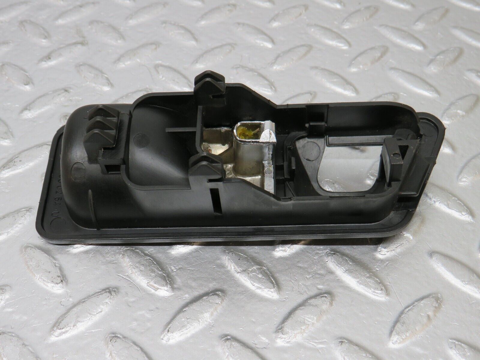 33643 Mercedes-Benz W201 190E 2.0L Right Interior Door Handle 2017660264