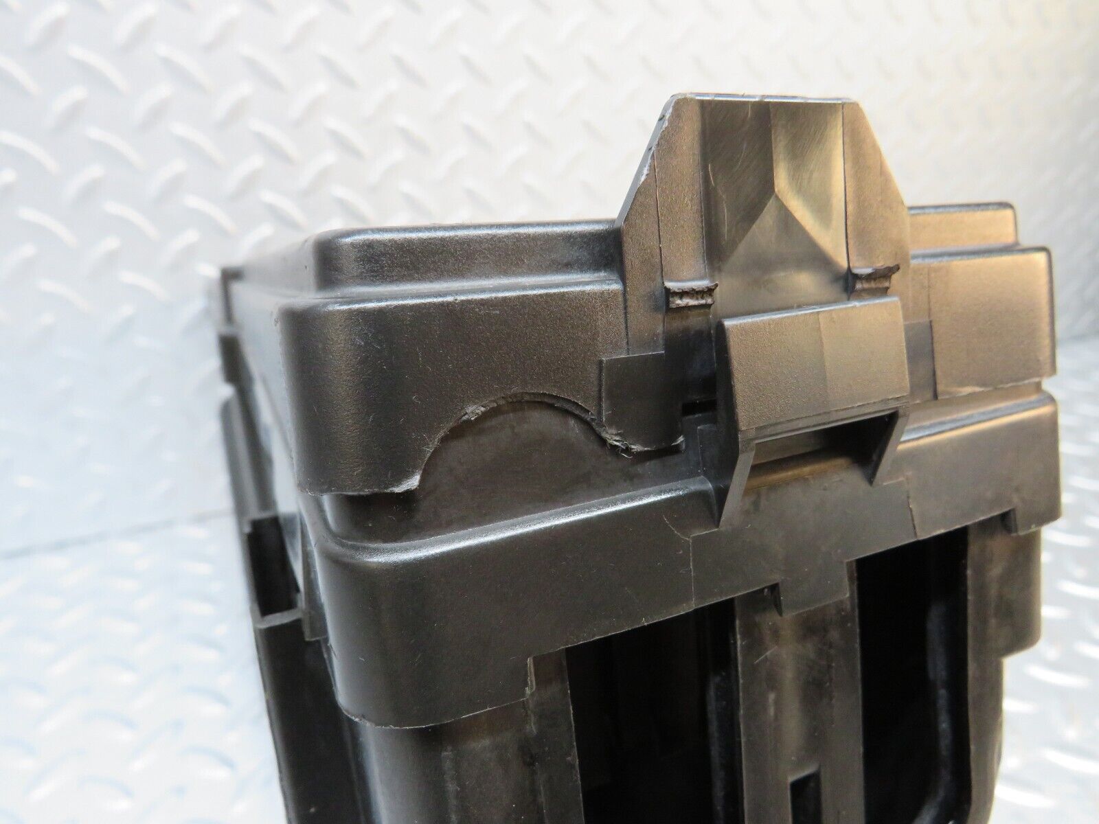 39353 Mercedes-Benz R129 320SL Coupe Fuse Box Housing 1295401150 1295450403 1295450747