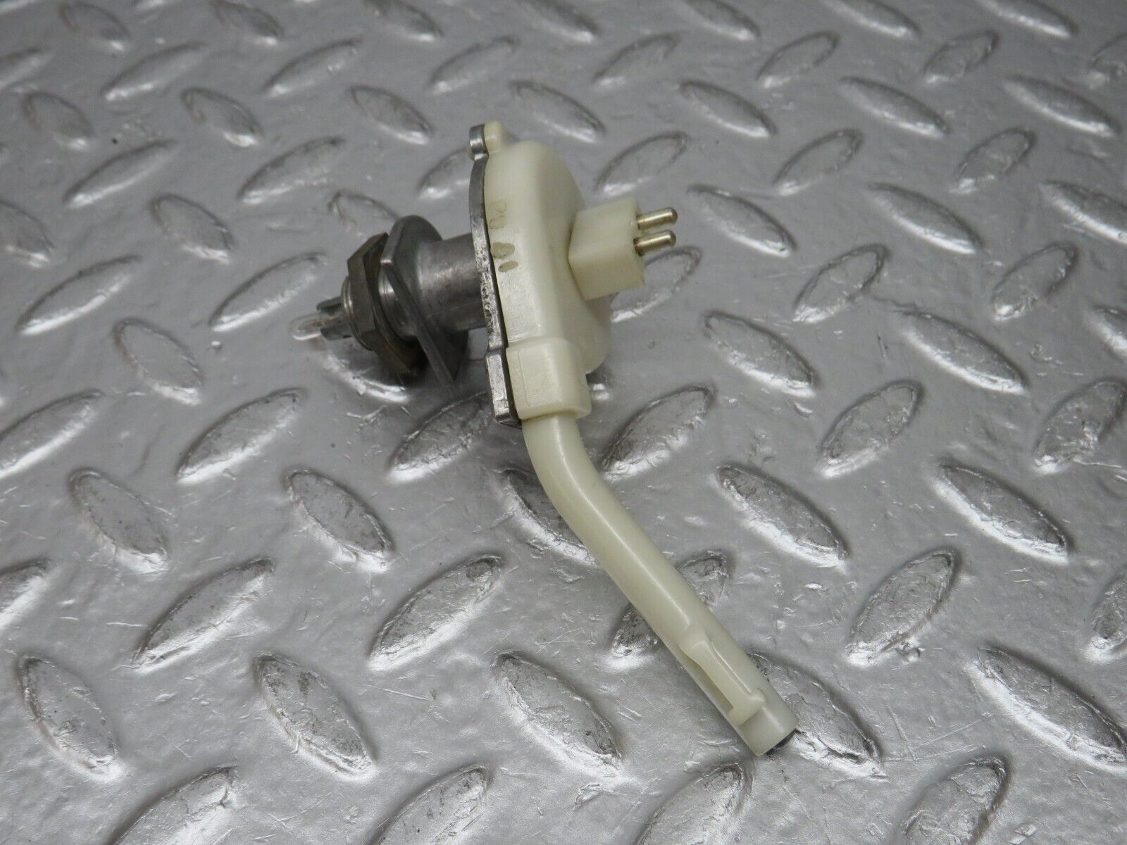 0635 Mercedes-Benz W123 230E Heater Regulator 1238300385