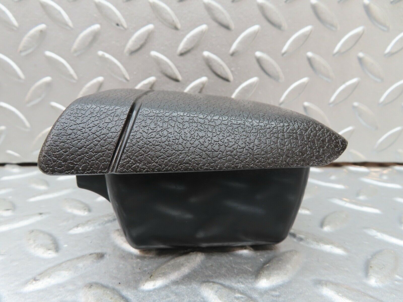 19146 Mercedes-Benz W123 300D Rear Door Ashtray Black