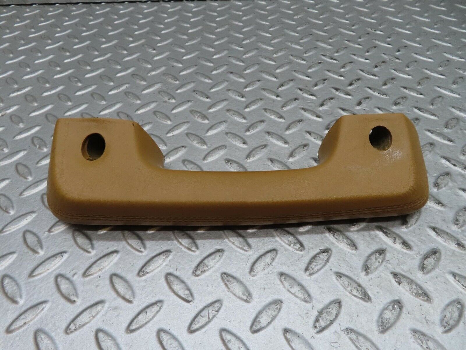 15844 Mercedes-Benz W123 280E Right Interior Door Handle Beige 1239702001