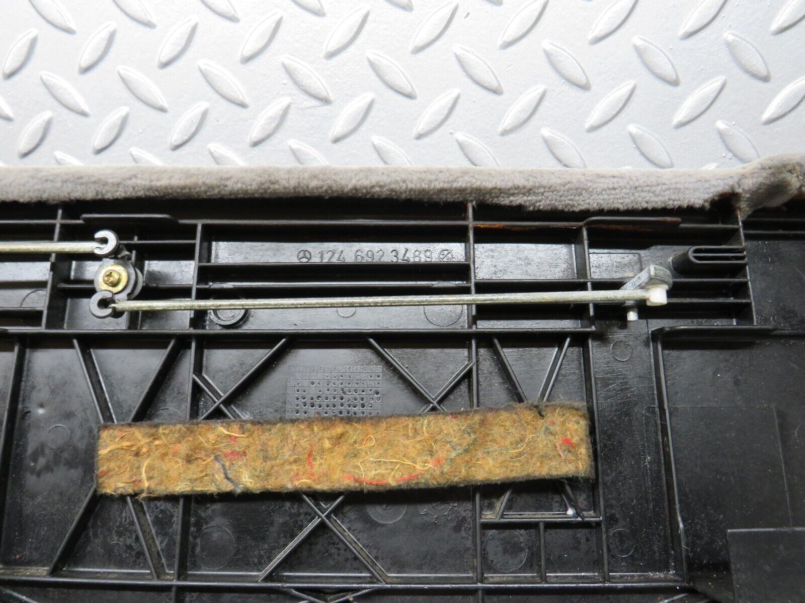 31190 Mercedes-Benz S124 220TE Trunk Side Panel Cover Right Grey 1246923489