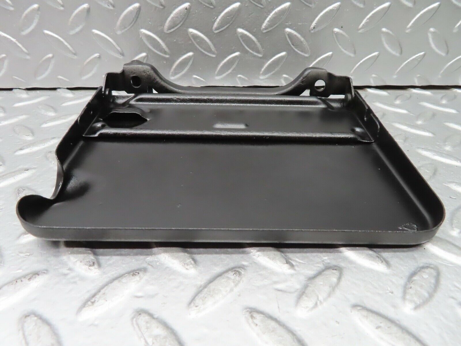 20888 Mercedes-Benz W114 250CE Coupe Fuel Tank Flap Cap