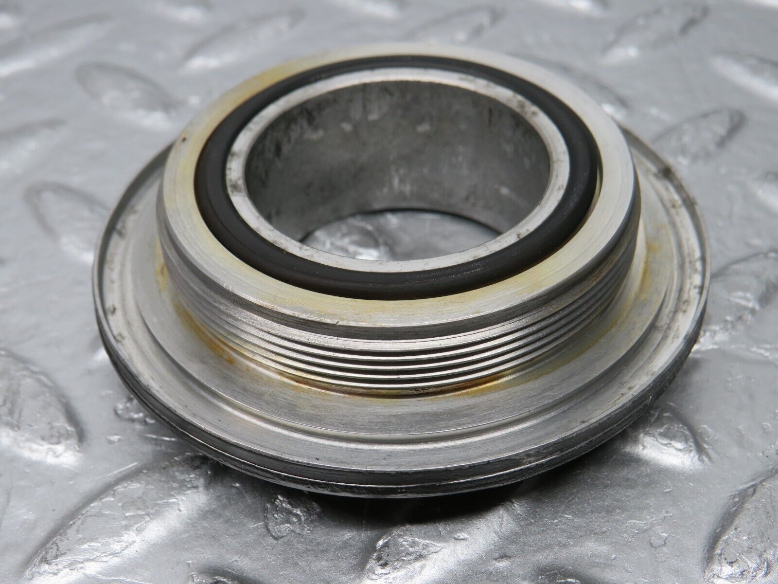 30915 Mercedes-Benz W201 190E 2.0L Fuel Tank Locking Sender Flange 2014710521