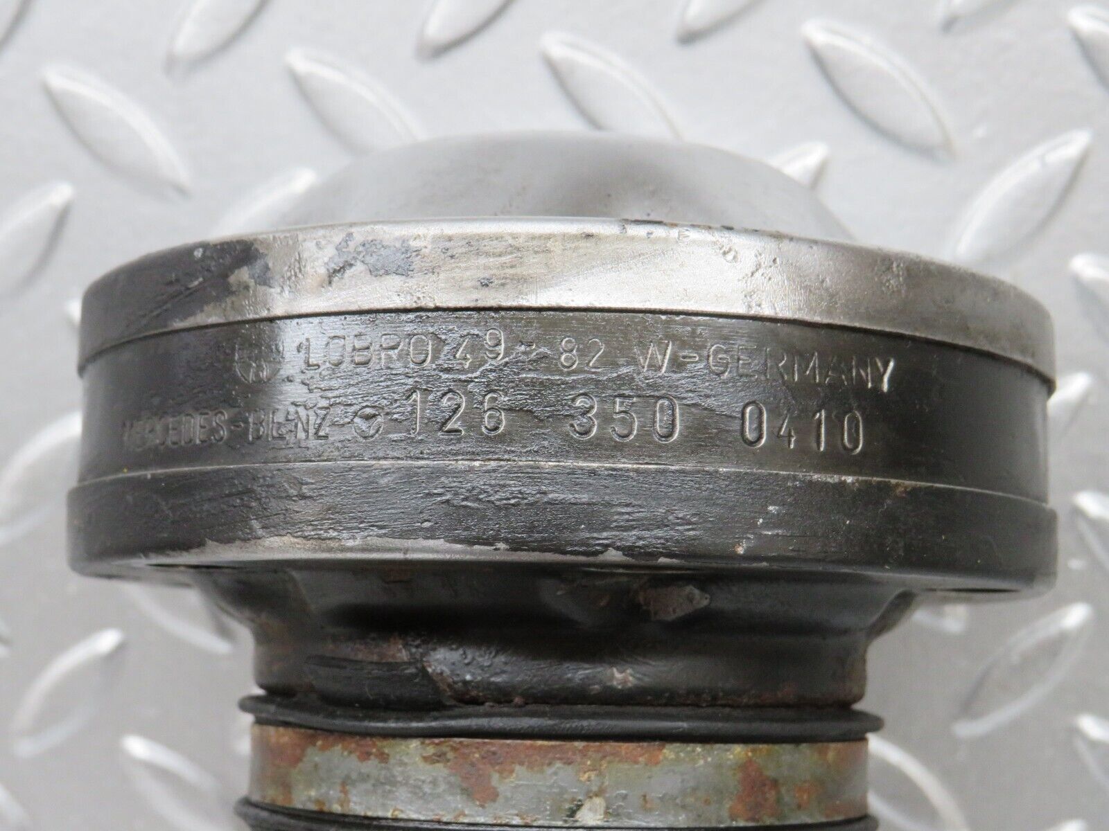 34665 Mercedes-Benz C126 380SEC Coupe Axle Shaft Drive Shaft 1263500410