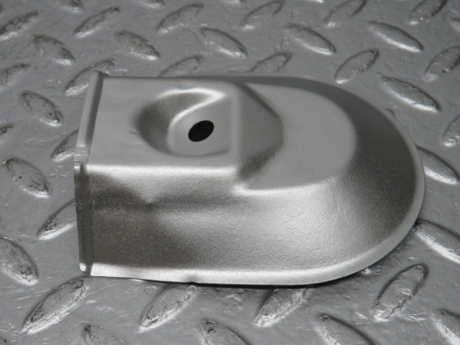 32665 Mercedes-Benz S124 300TE Wagon Engine Mount Bracket Heat Shield