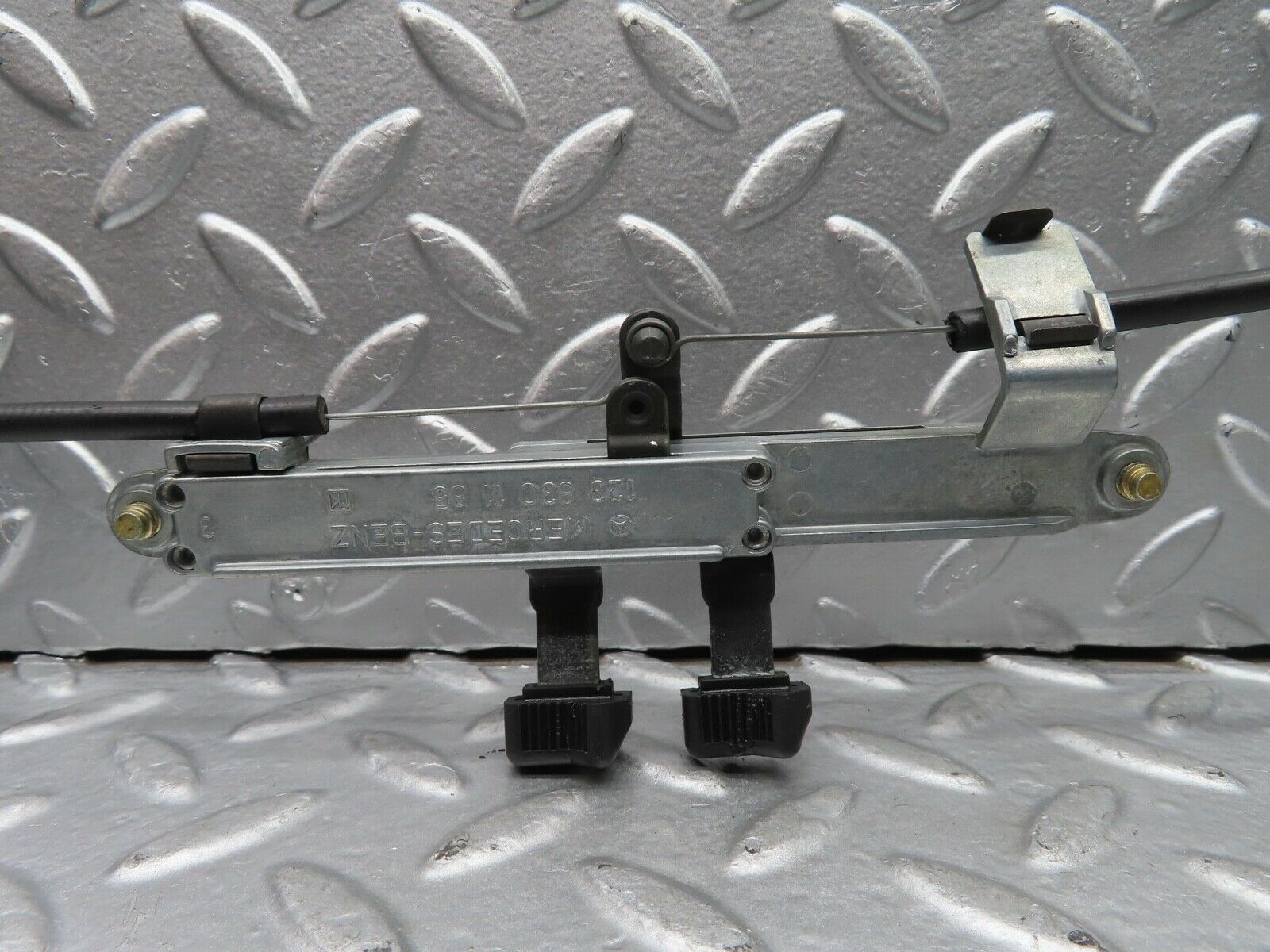 21249 Mercedes-Benz W123 230E Heater Slider Control 1238301185