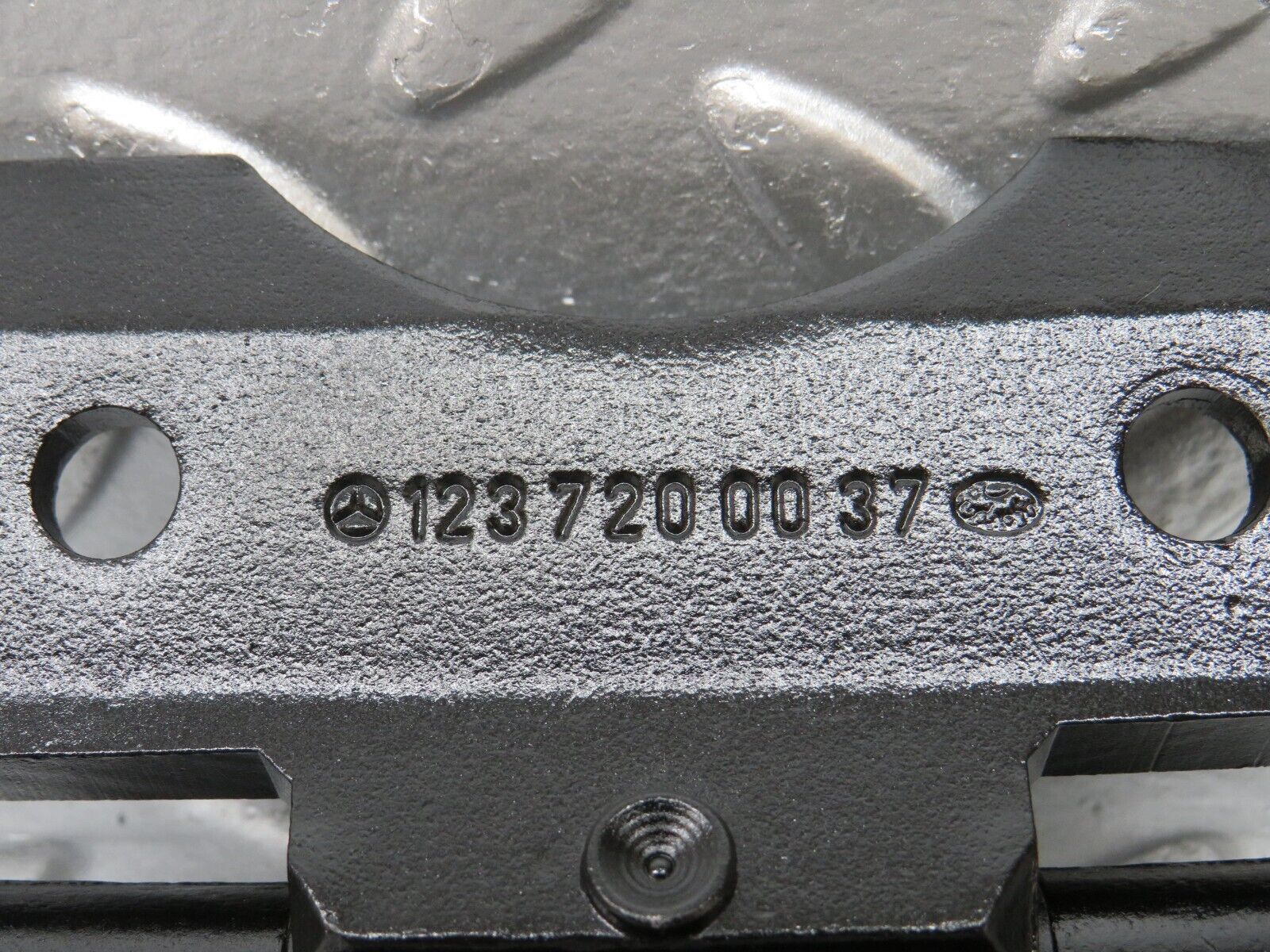 29721 Mercedes-Benz W123 230E Door Hinge Left 1237200037