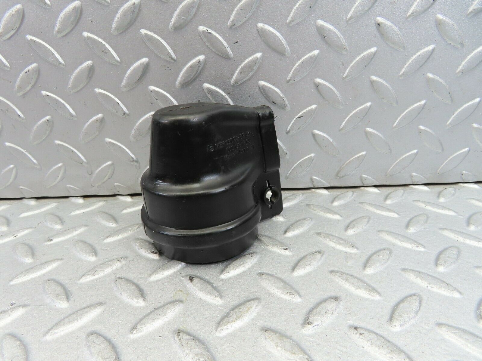 9650 Mercedes-Benz C123 280CE Coupe Ignition Coil Protective Cap 0001581785