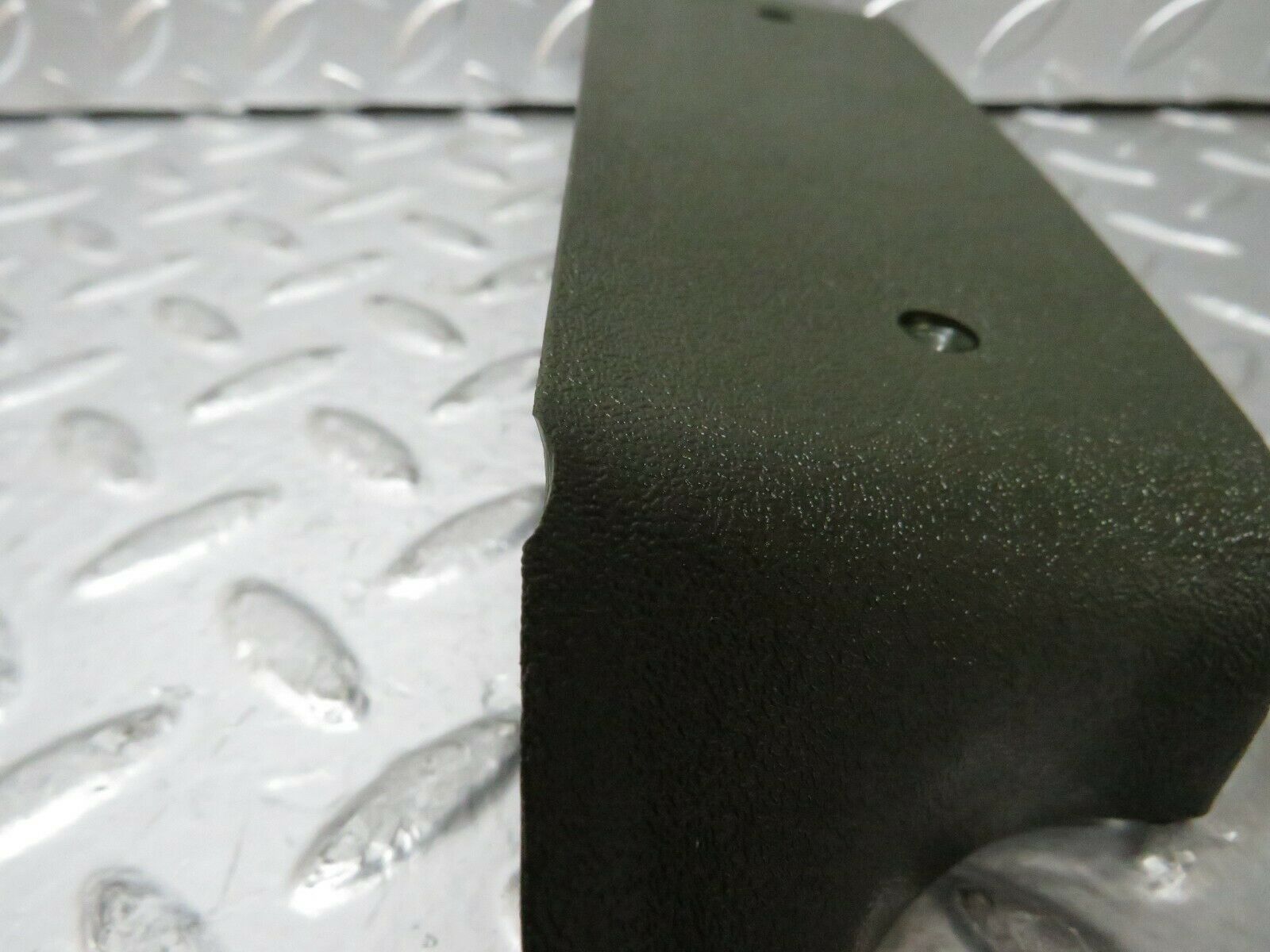 23705 Mercedes-Benz W123 B Pillar Bottom Cover Right Side Green 1236922222