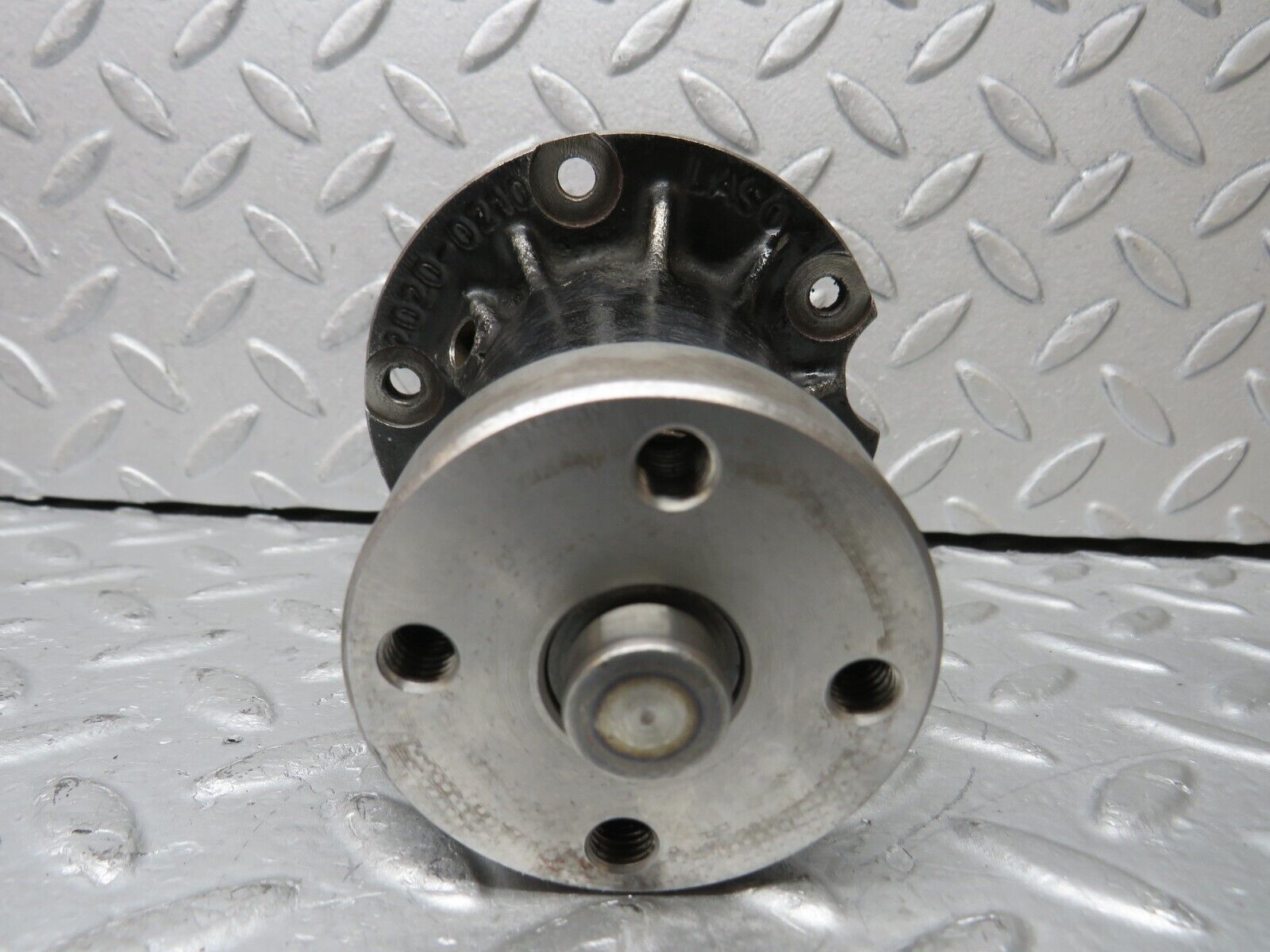 37697 Mercedes-Benz W108 280S Water Pump