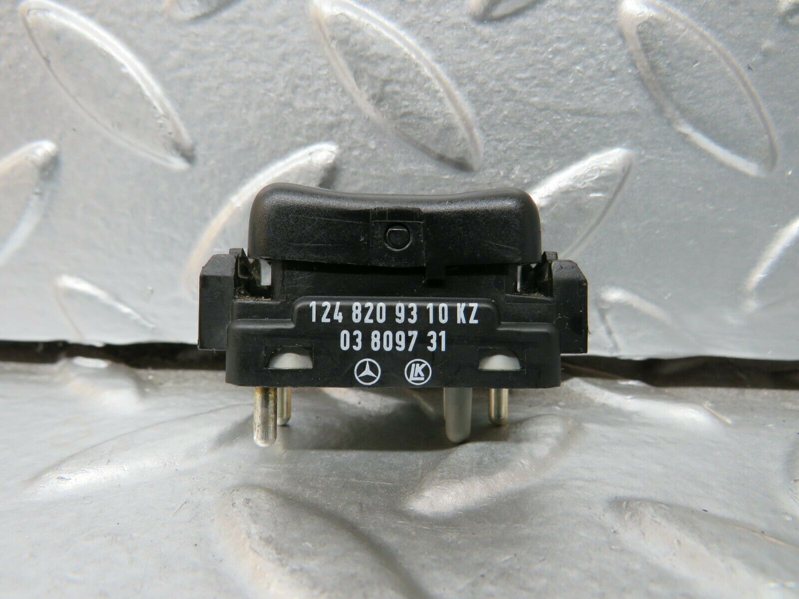 24290 Mercedes-Benz S124 220TE Electric Window Switch Left Side 1248209310