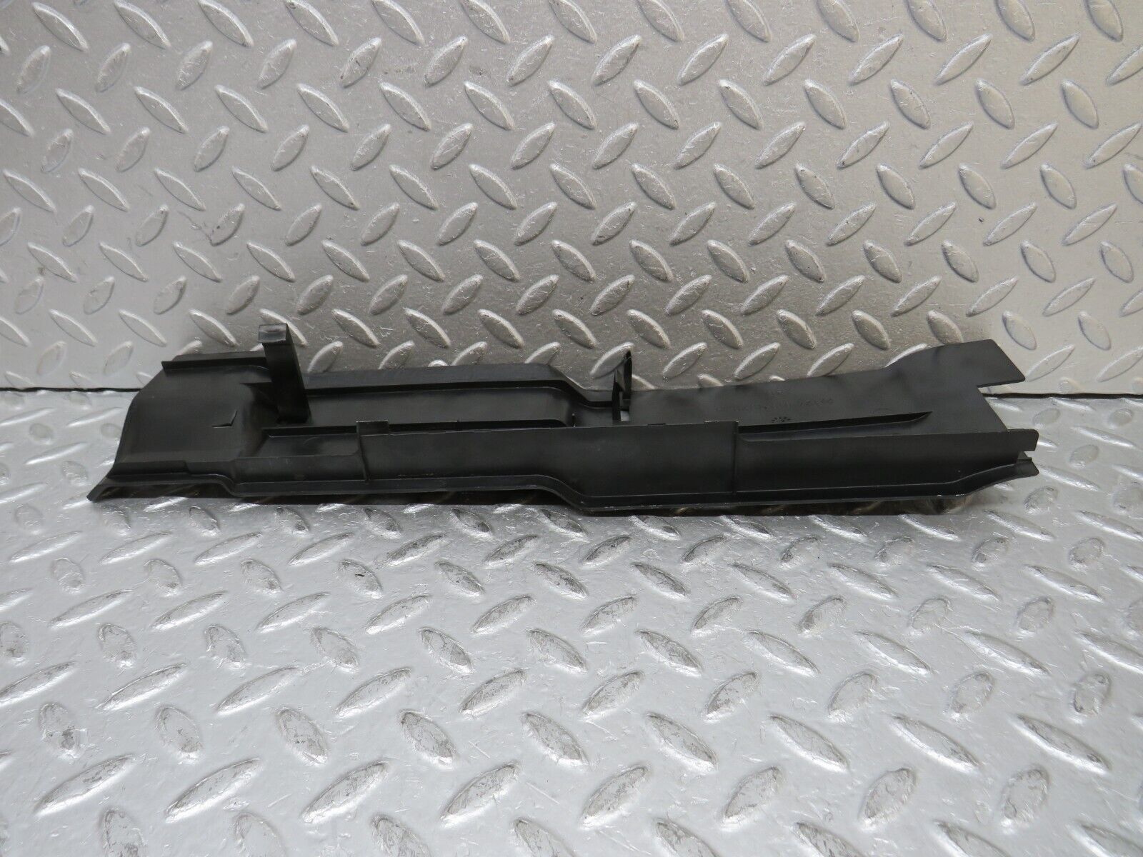 37960 Mercedes-Benz A124 320E Cabriolet Seat Front Cover Trim Black 1249193320