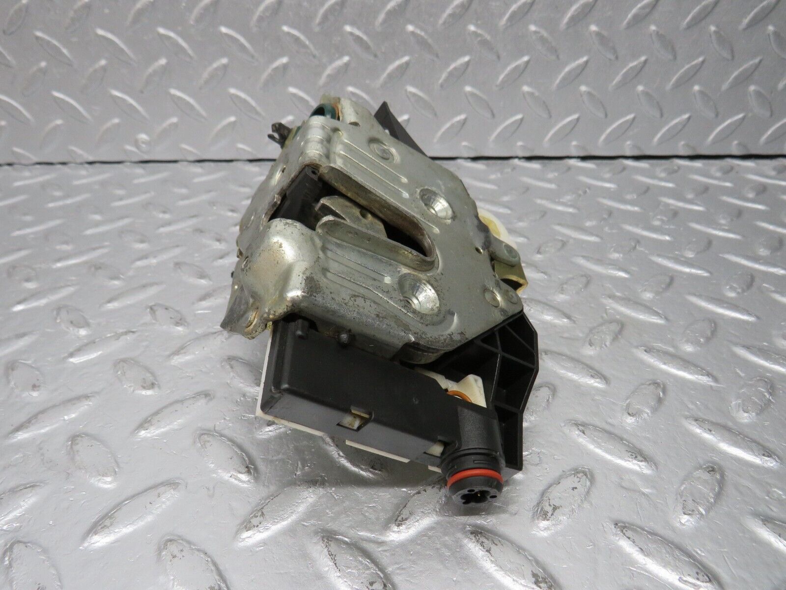 39464 Mercedes-Benz R129 320SL Coupe Right Door Lock Mechanism 1298212651