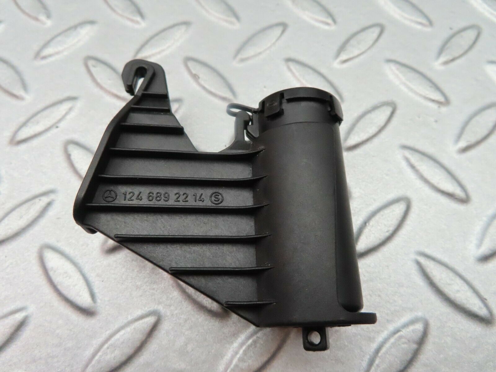 5371 Mercedes-Benz W124 230E Bracket 1246892214