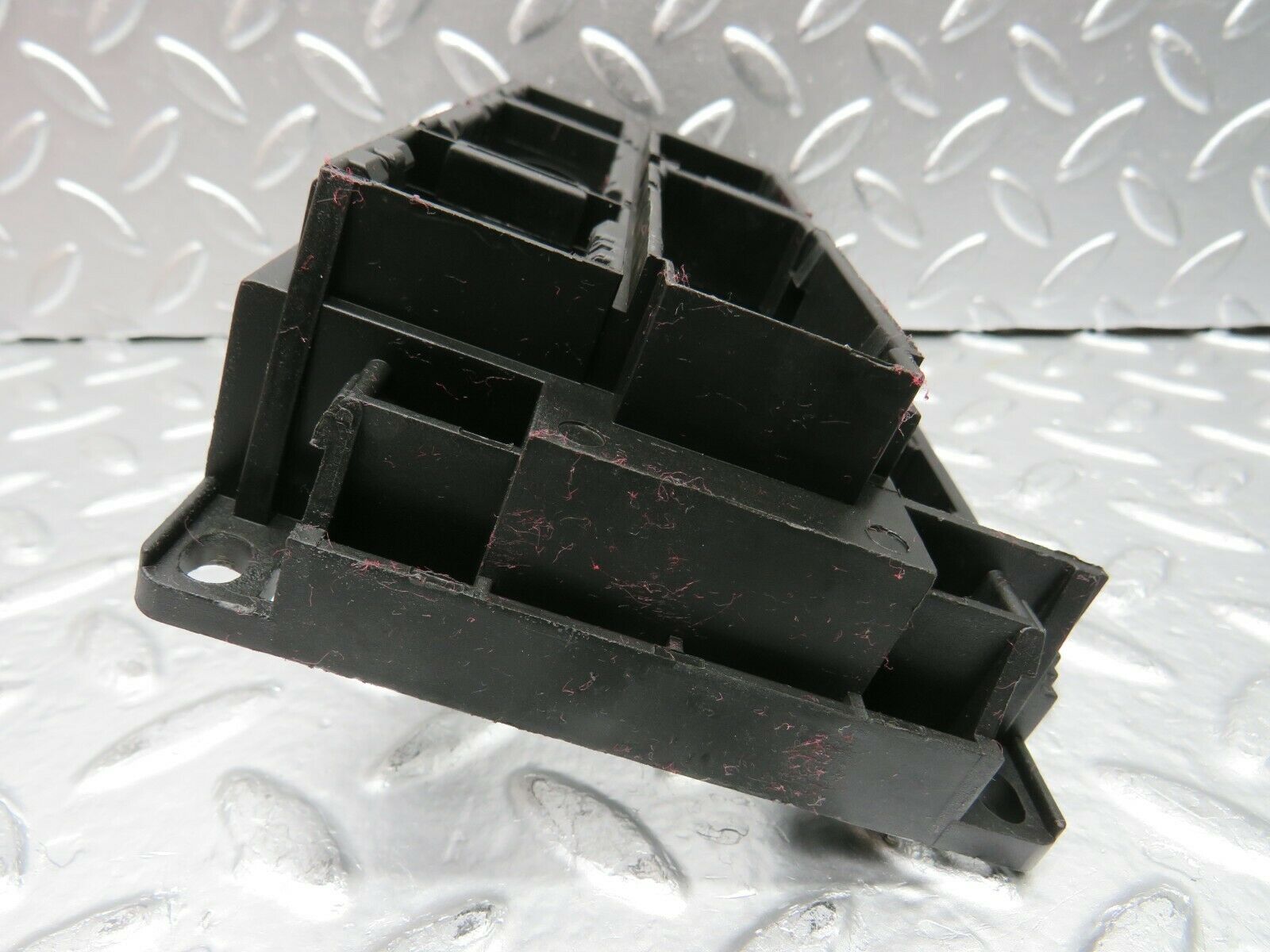 22595 Mercedes-Benz C124 E220 Coupe Fuse Relay Holder Bracket 1245450140