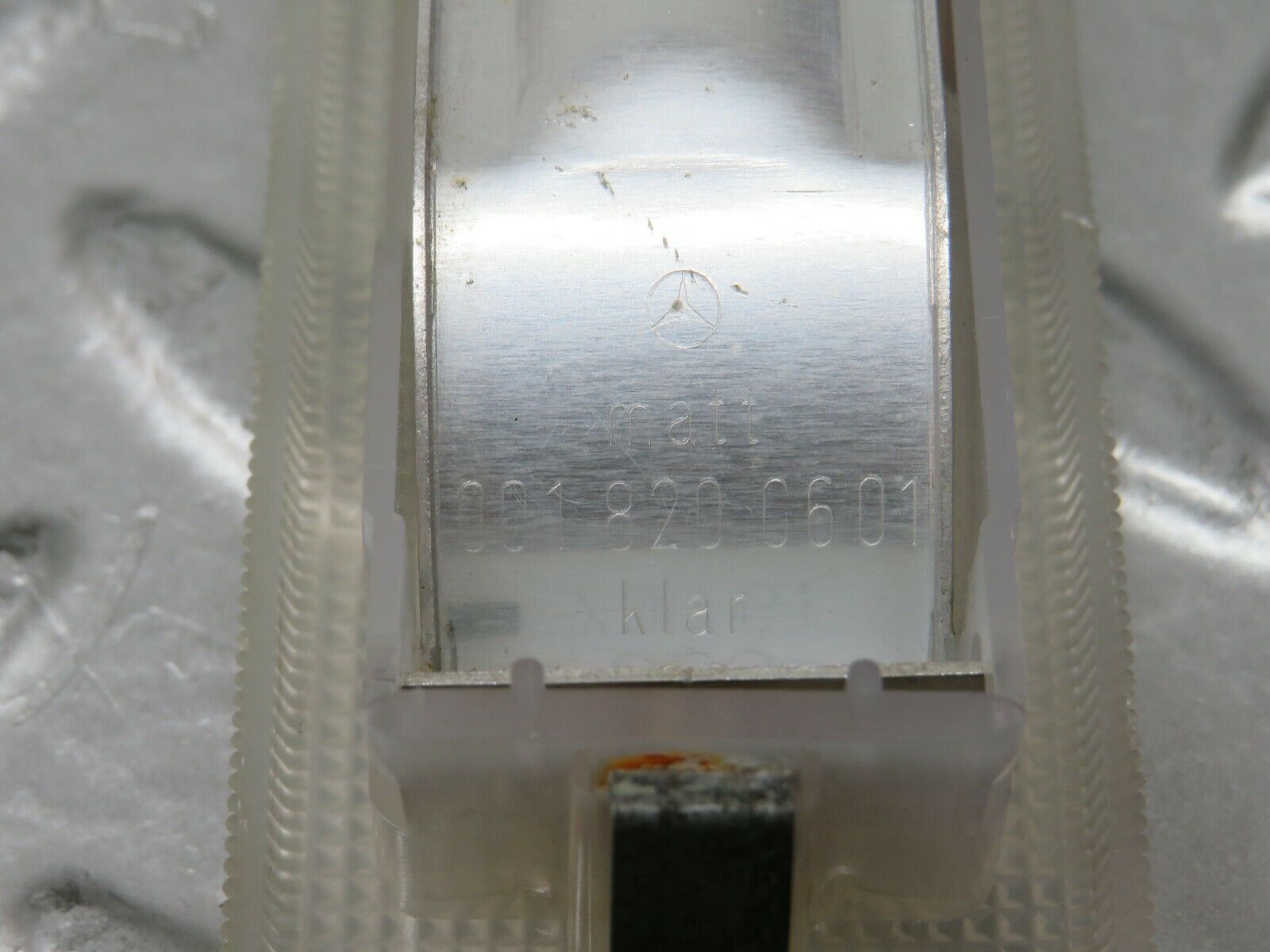 24259 Mercedes-Benz S124 220TE Wagon Rear Interior Dome Light 0018200601