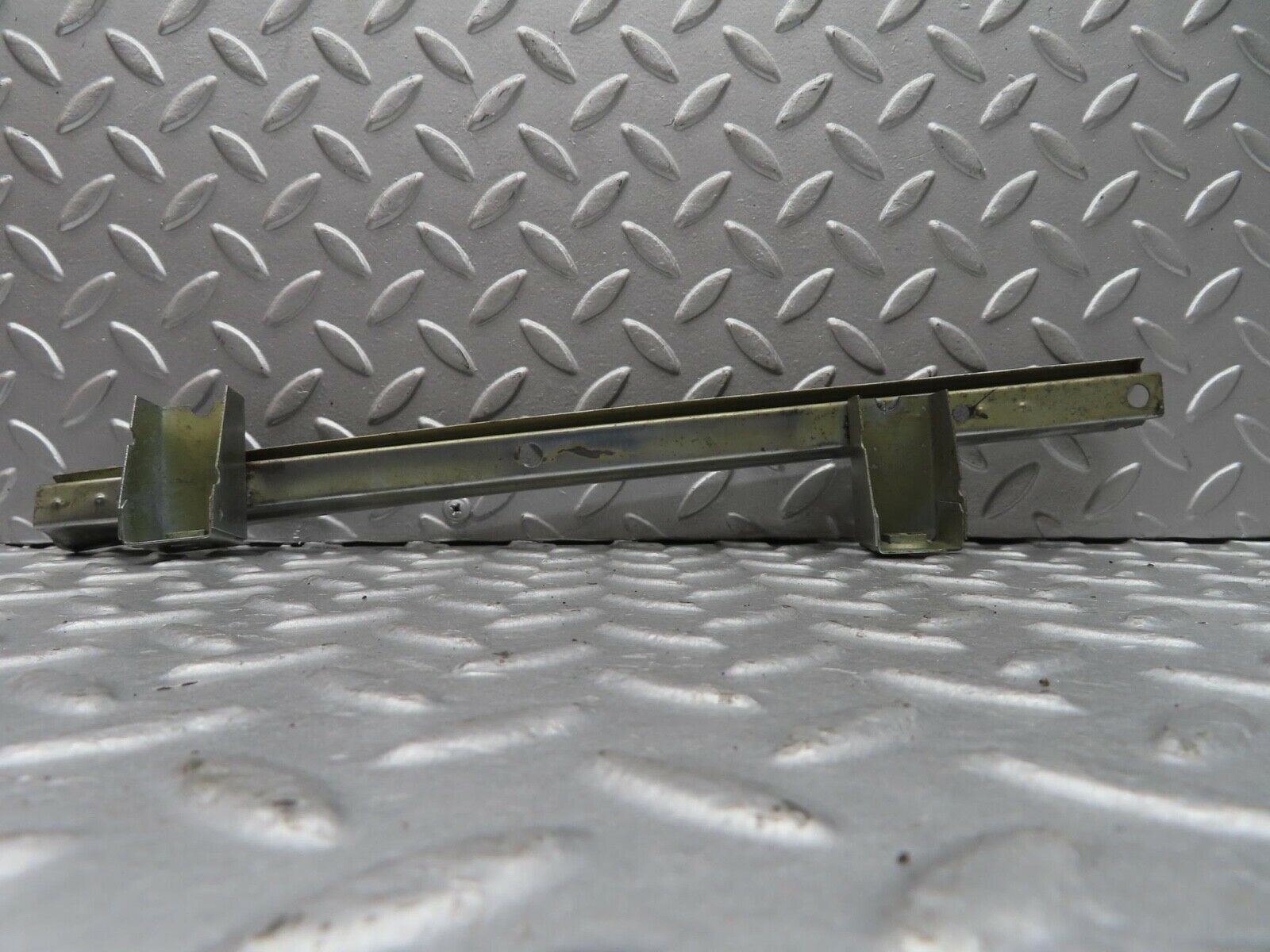 13001 Mercedes-Benz W111 220S Rear Right Window Channel