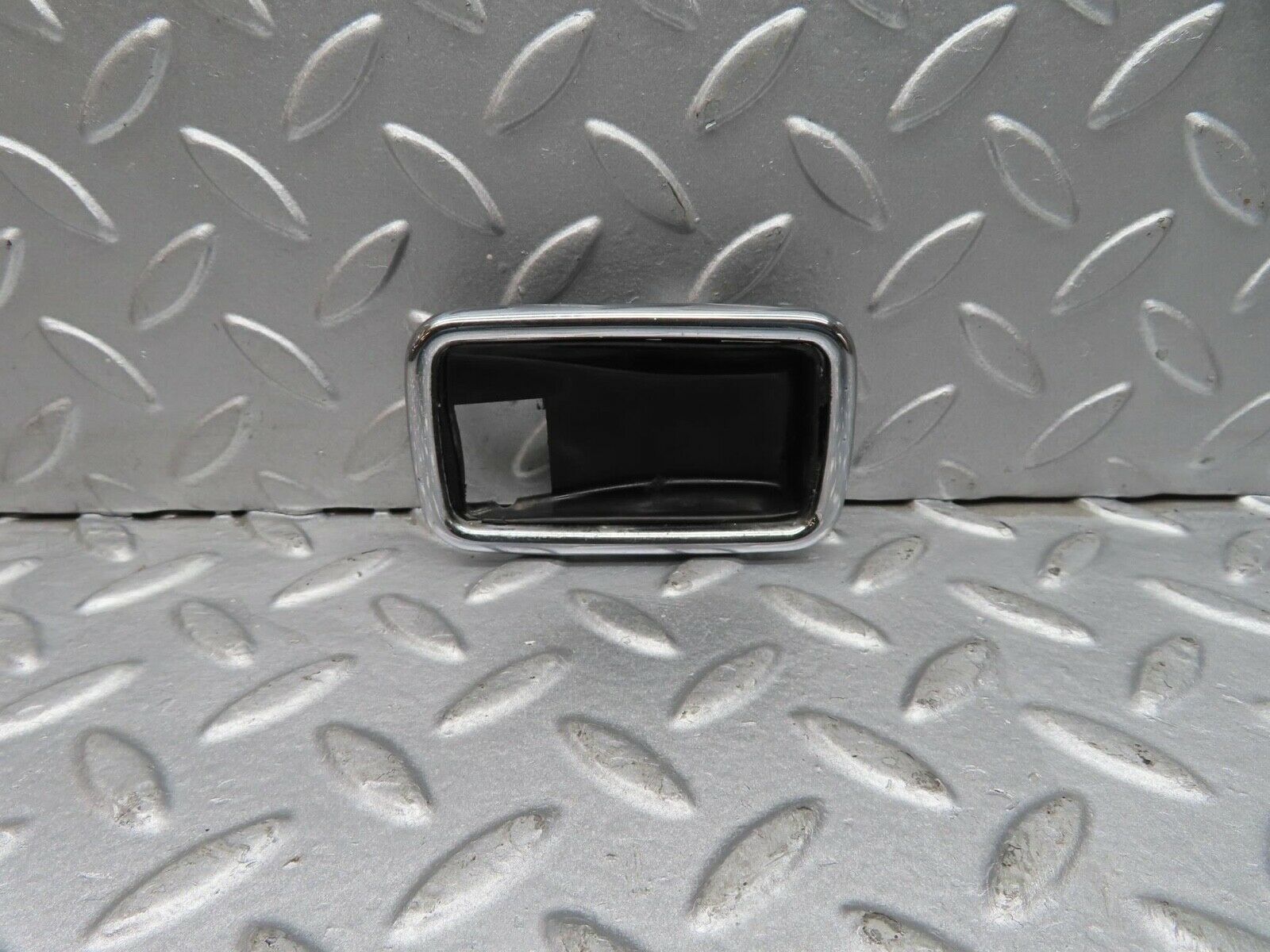 12266 Mercedes-Benz W108 280SE 3.5 Chrome Frame For Door Handle 1087660511