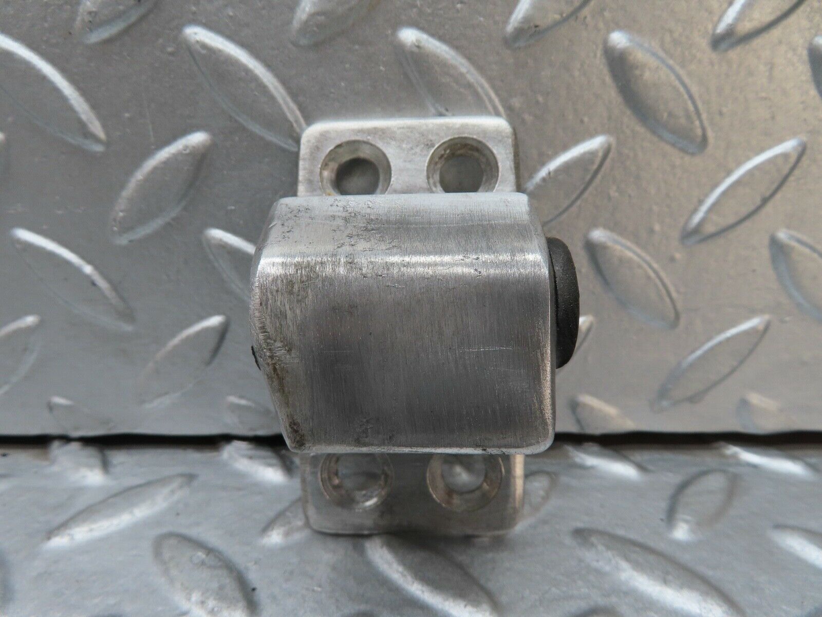 17564 Mercedes-Benz W116 450SEL Door Lock Latch Right Side