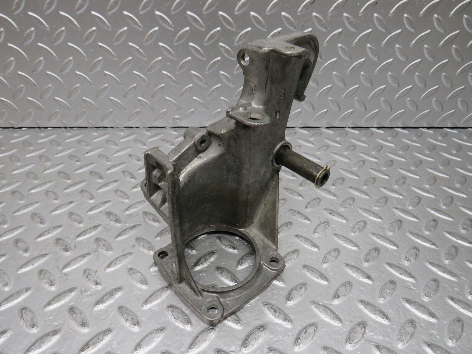 29780 Mercedes-Benz W123 230E Brake Pedal Bracket 1232900219