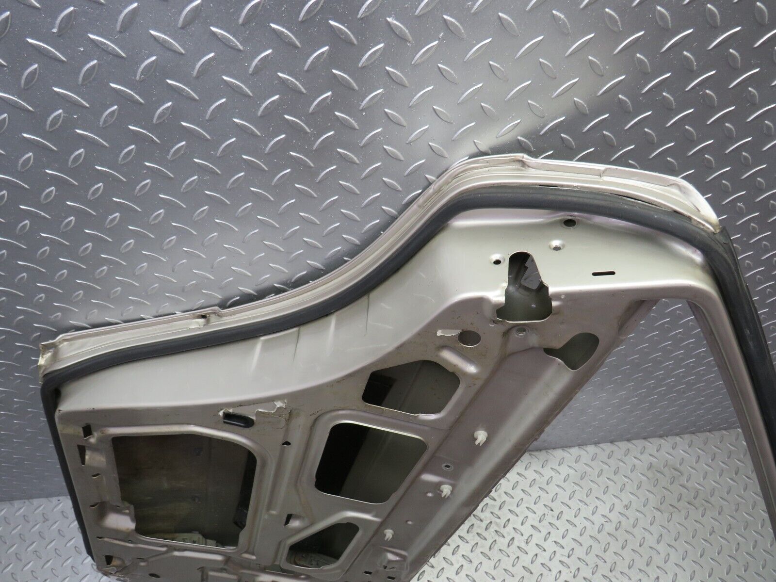 36767 Mercedes-Benz W201 190E 2.0L Rear Left Door