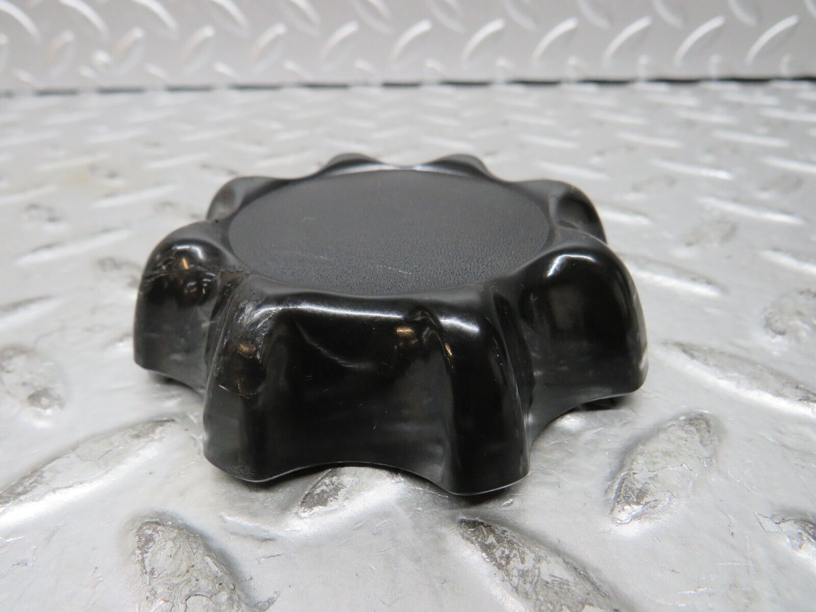 27447 Mercedes-Benz W123 280E Seat Backrest Recline Handle Knob 0009181026