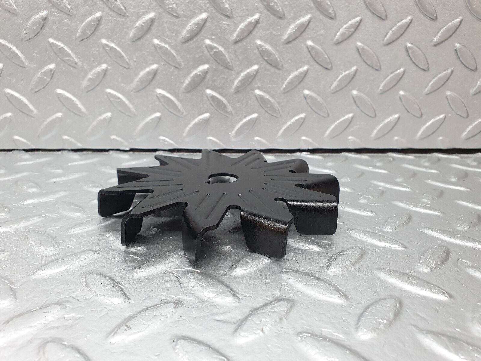 40833 Mercedes-Benz W123 300D Alternator Generator Cooler Fan