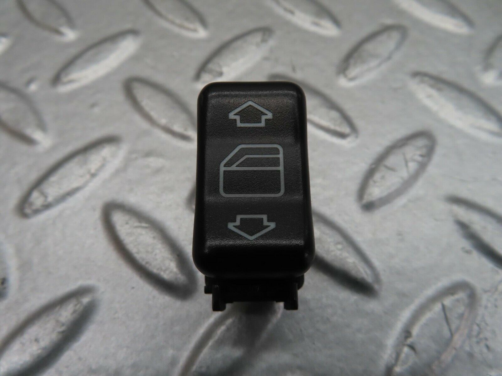 15176 Mercedes-Benz W140 S320 Electric Window Switch Left Side 1408210151